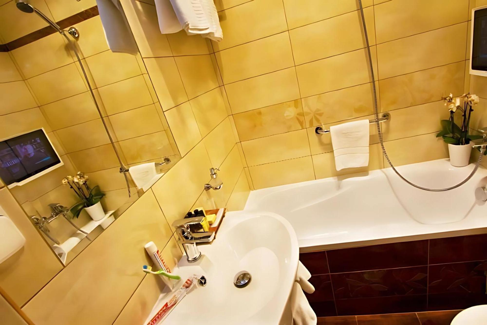 Budget Triple Room