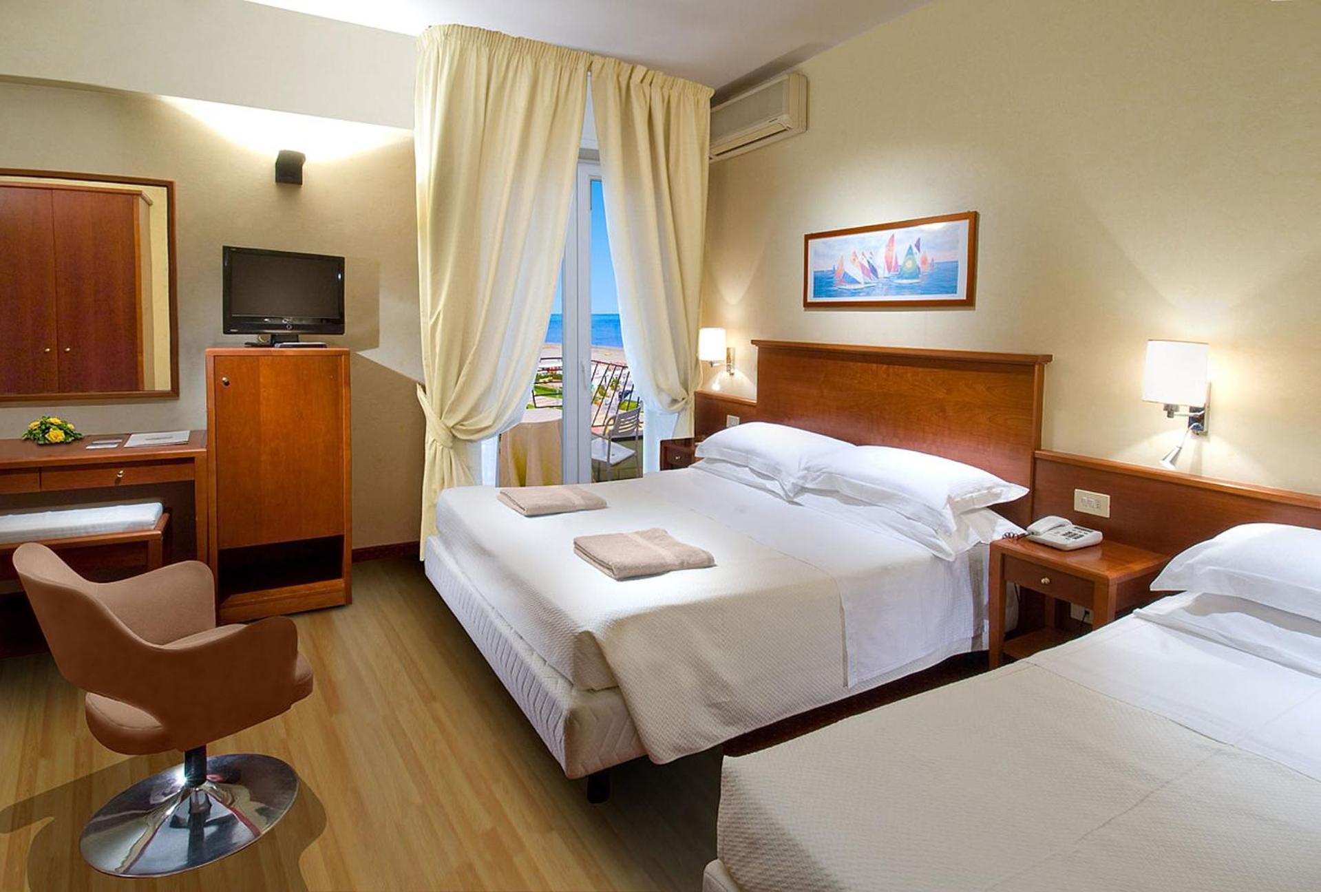 Classic Triple Room