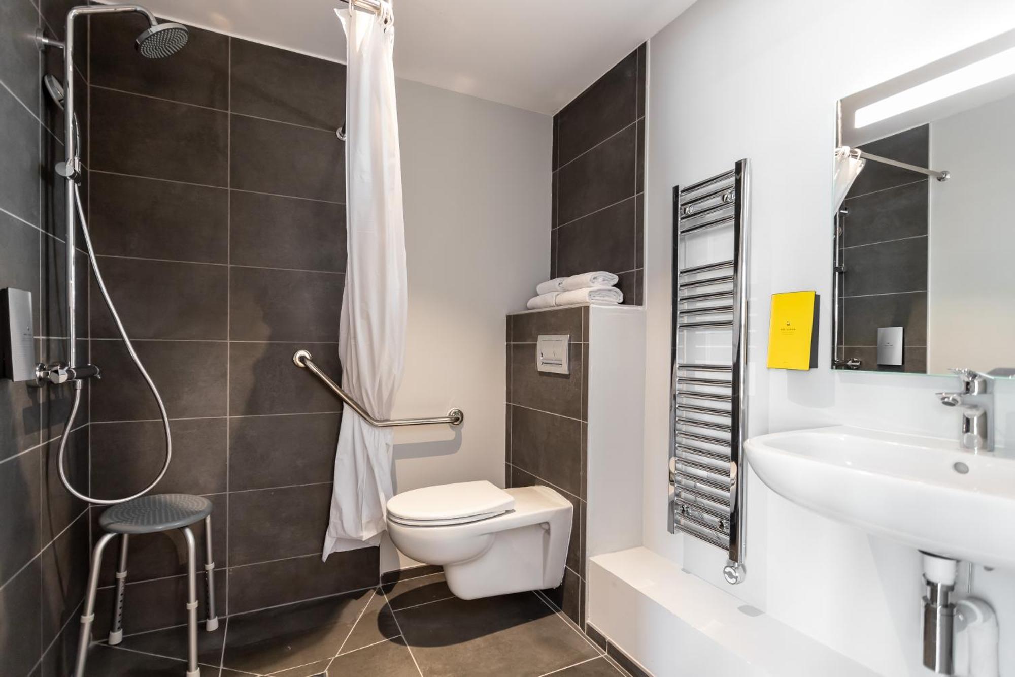 Studio Accessible Sleeps 2