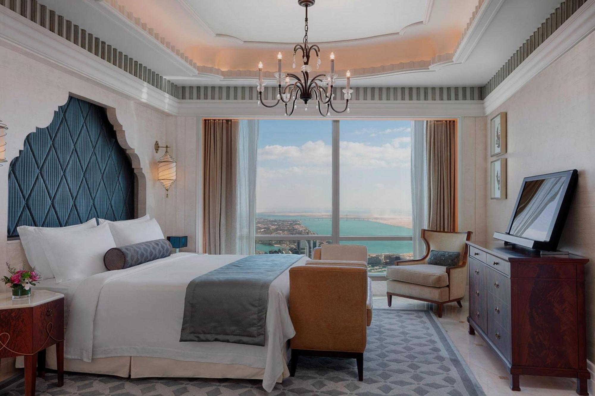 Al Mushref Suite 1 Bedroom Suite 1 King Partial sea view