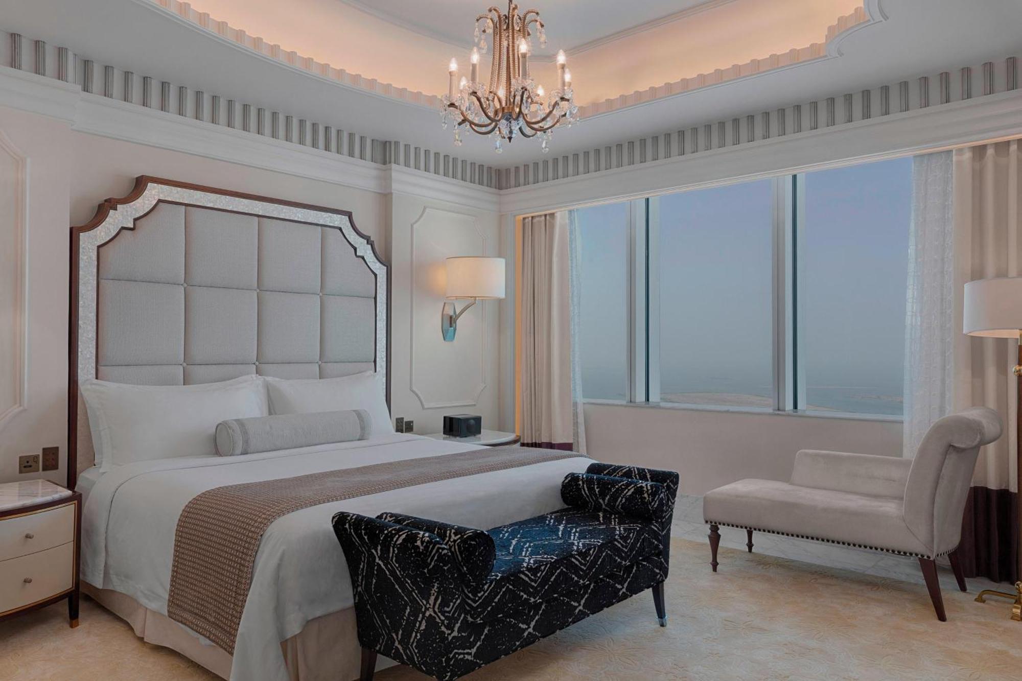 The St Regis Suite 1 Bedroom Executive Suite 1 King