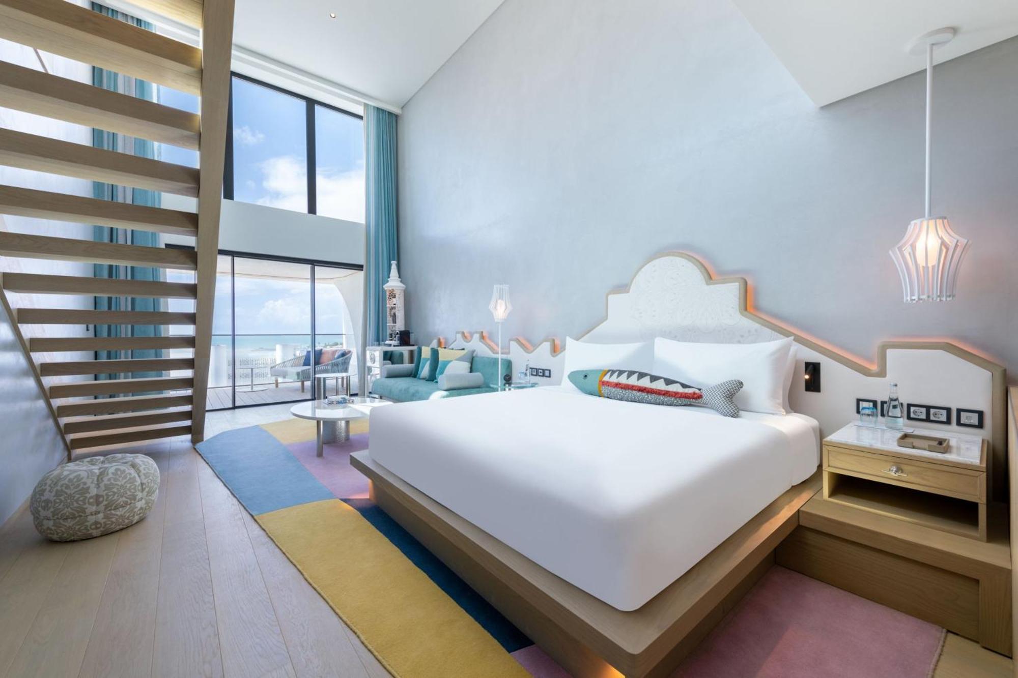 W One-Bedroom King Suite Ocean View Balcony