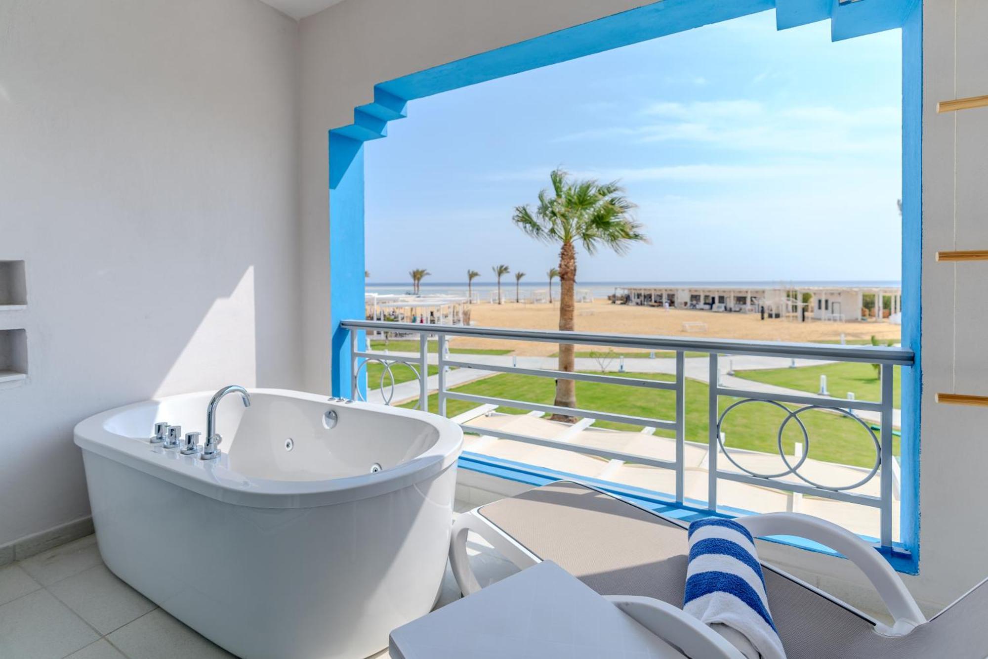 Panoramic suite