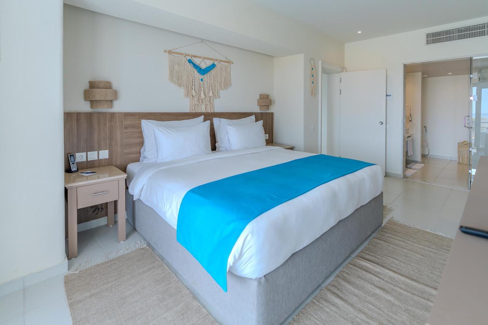 Panoramic suite