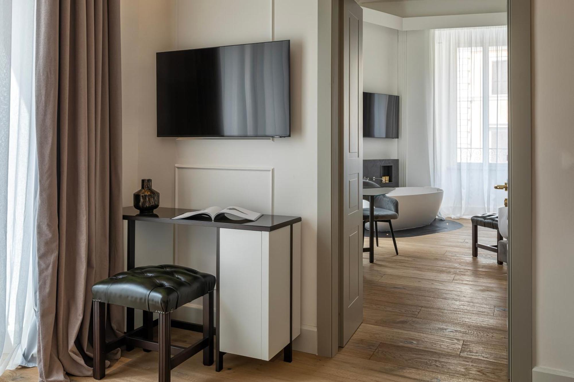 Premium Suite,1618958046:JPEG