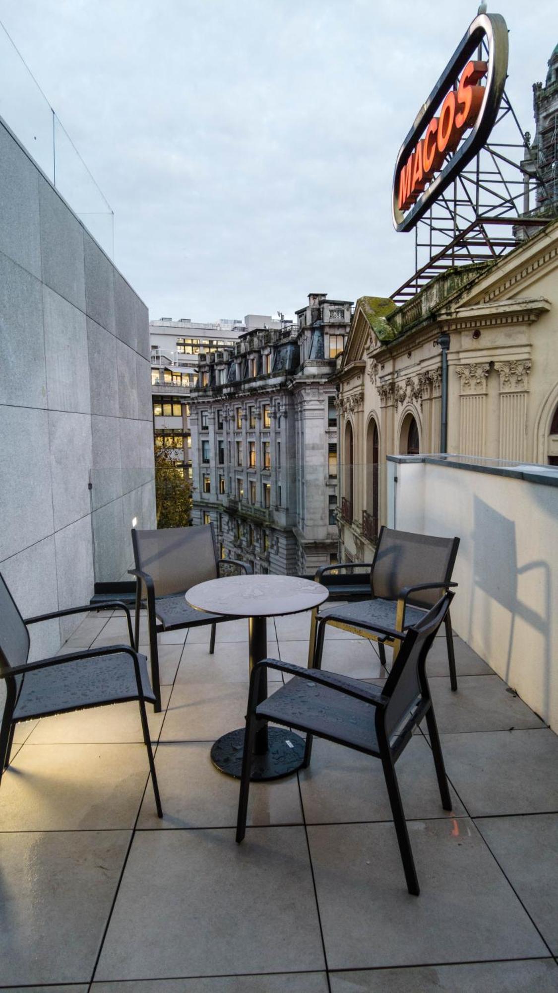 Suite Balcony