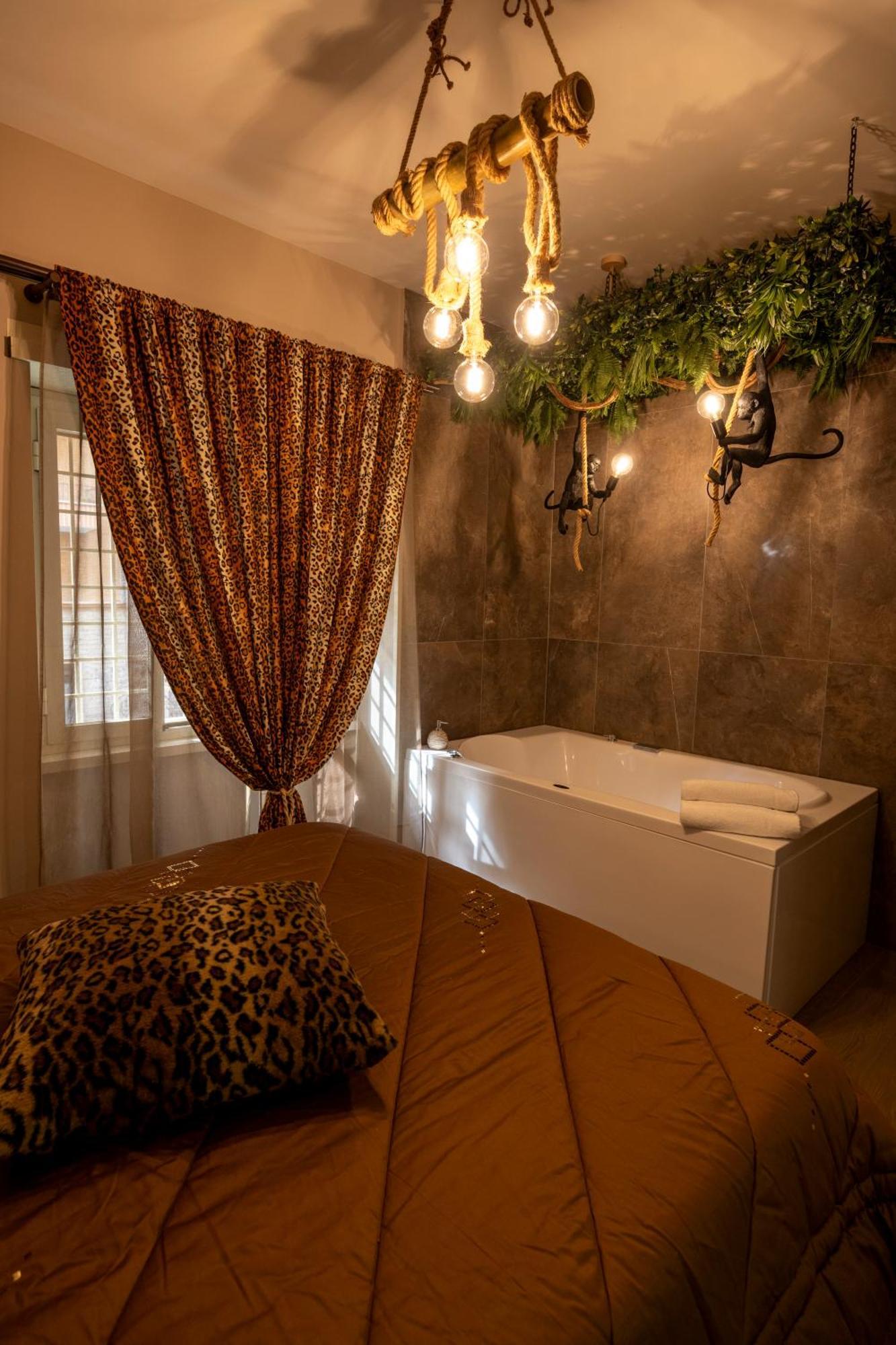 Queen Room Spa Bath,1620374996:JPEG
