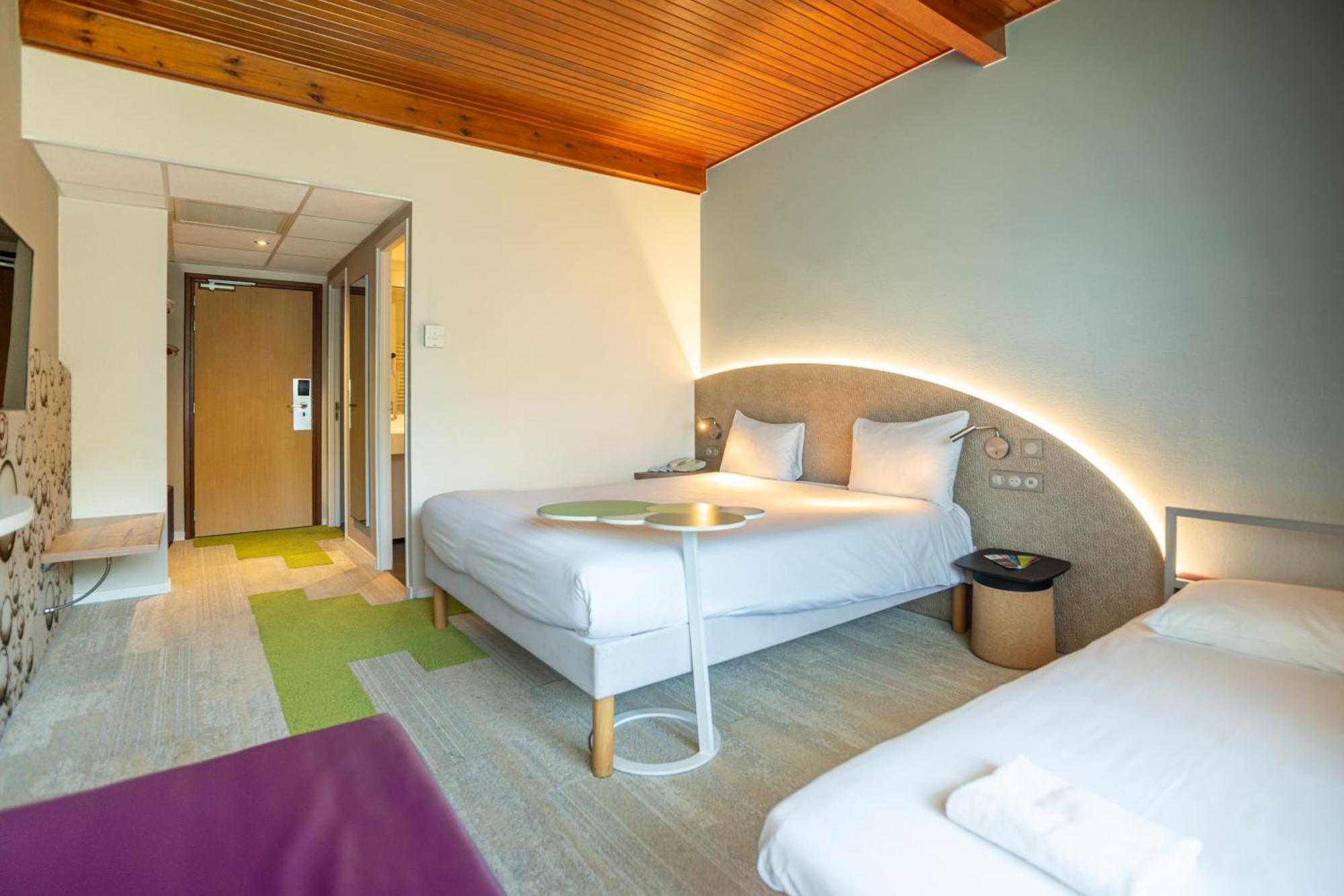 Standard Double Room Sofa