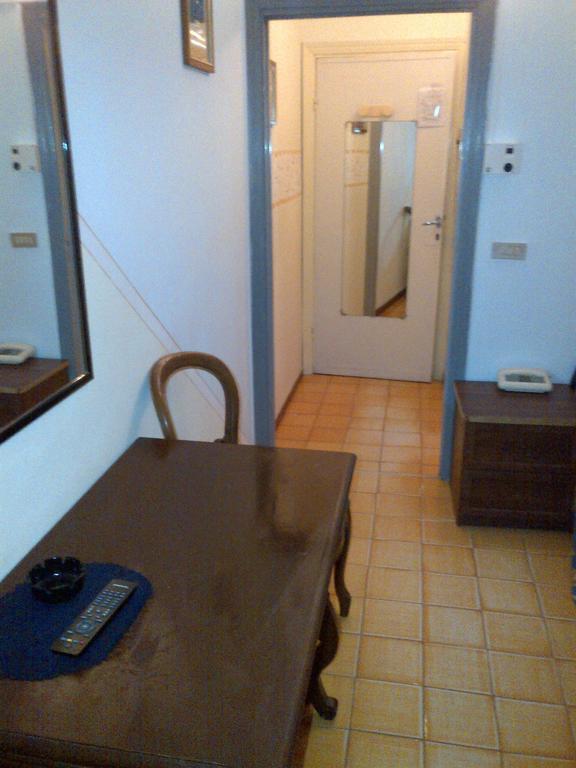 Camera Singola con Bagno Privato