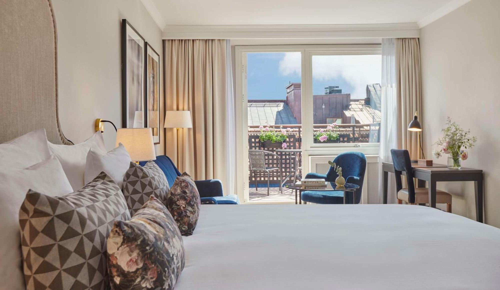 Deluxe King Room Balcony