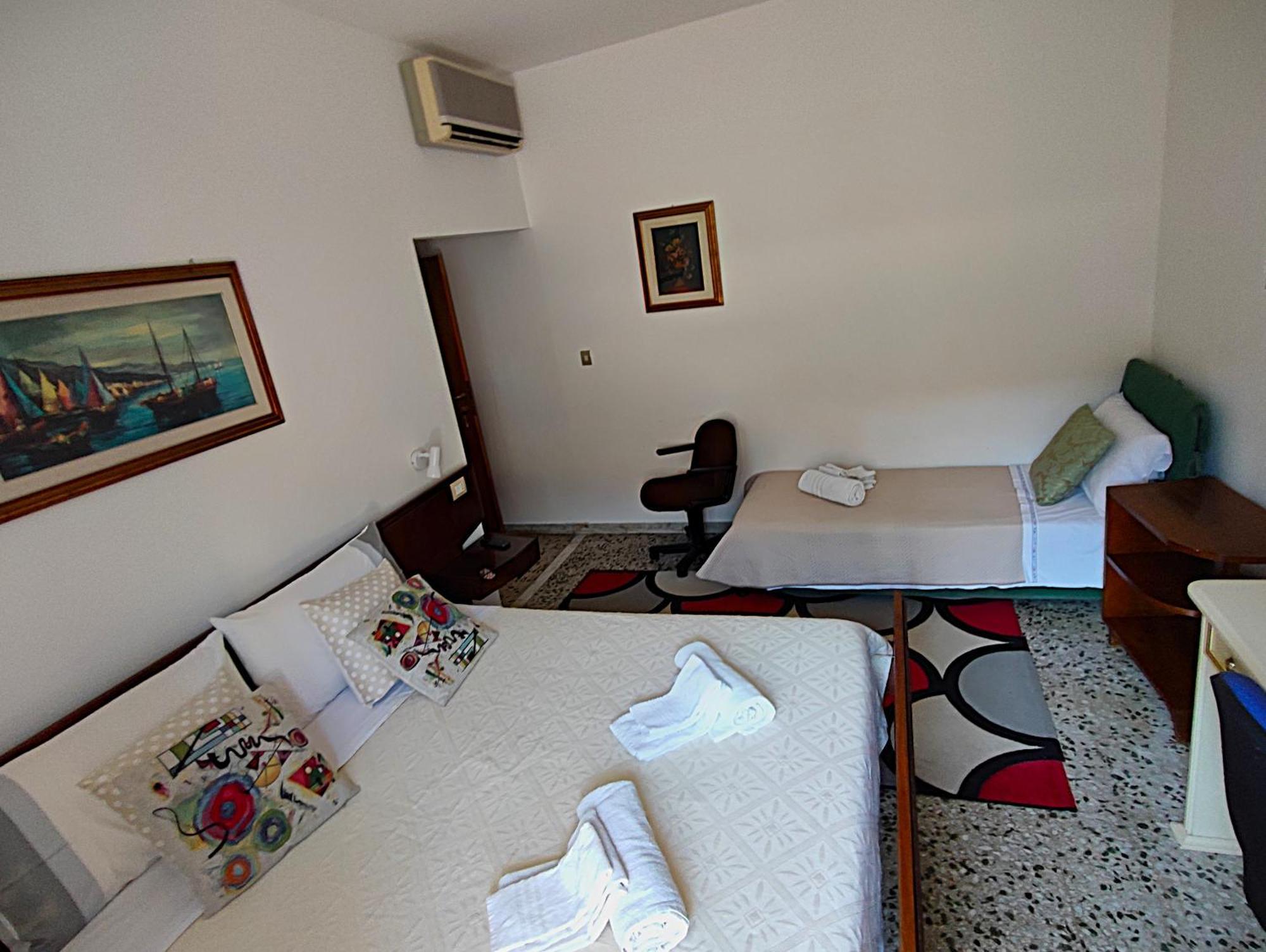 Triple Room Terrace