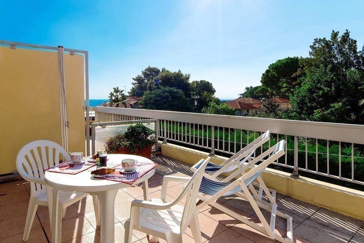 Monolocale con Terrazza