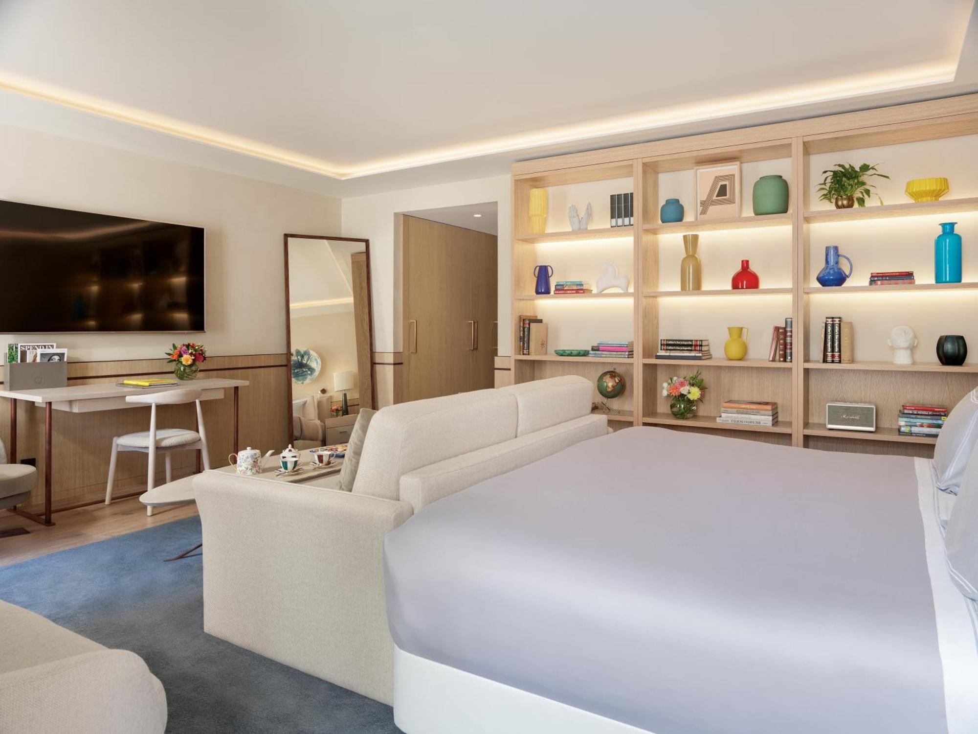 Standard Suite