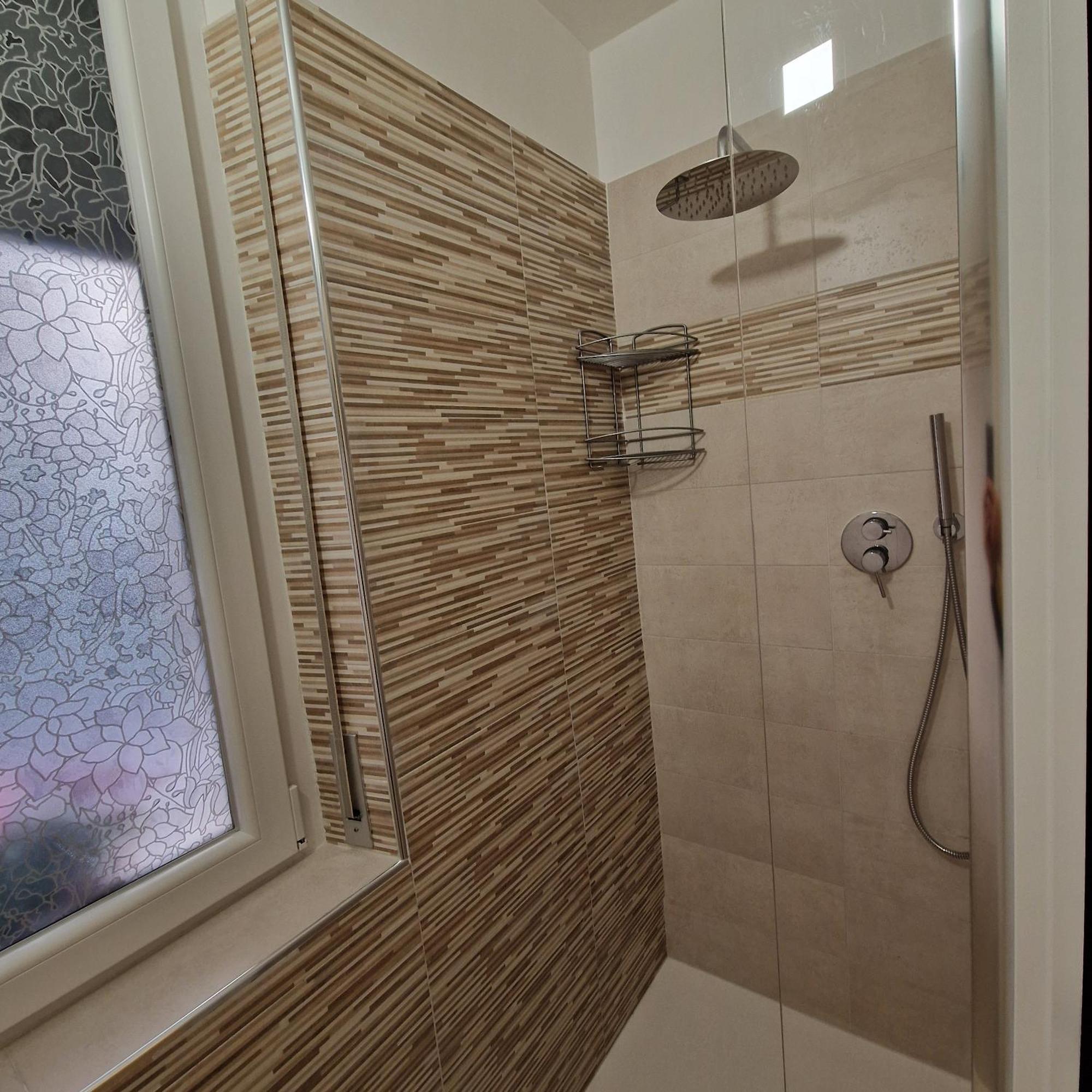 Camera Matrimoniale con Bagno Privato