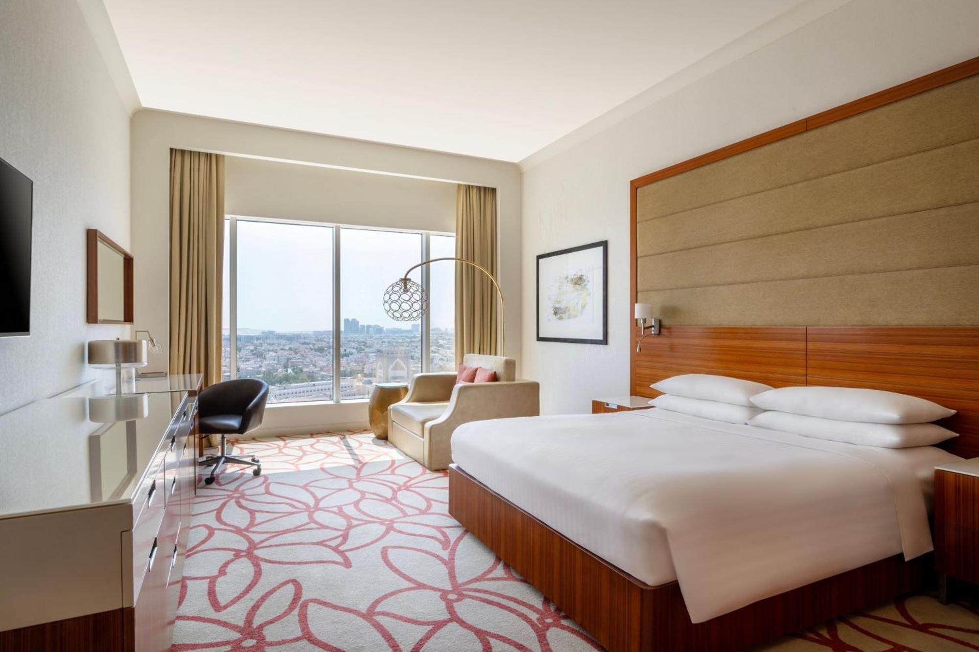 Deluxe Twin Guest room 2 Queen
