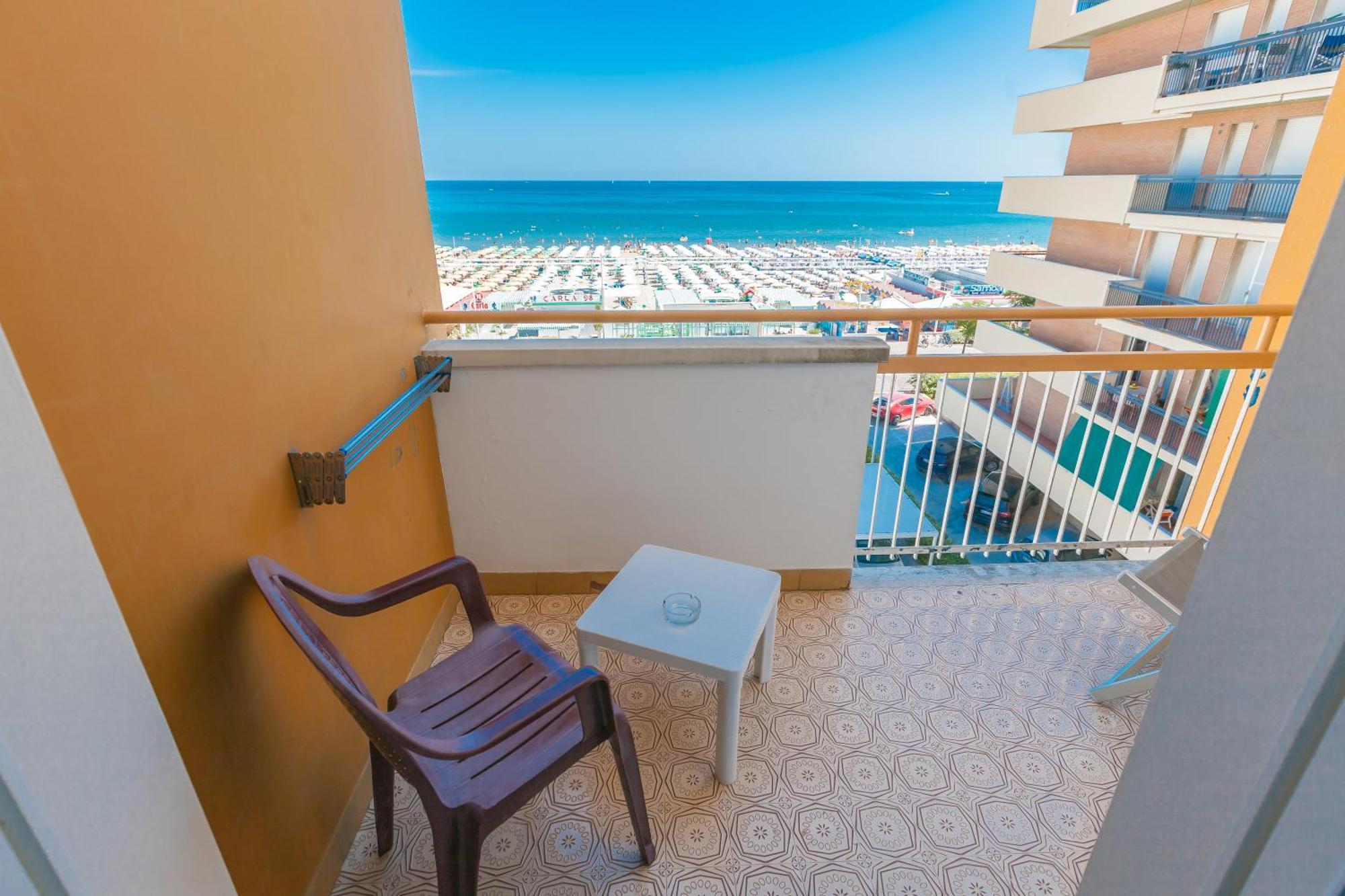 Superior Quadruple Room Front Sea View