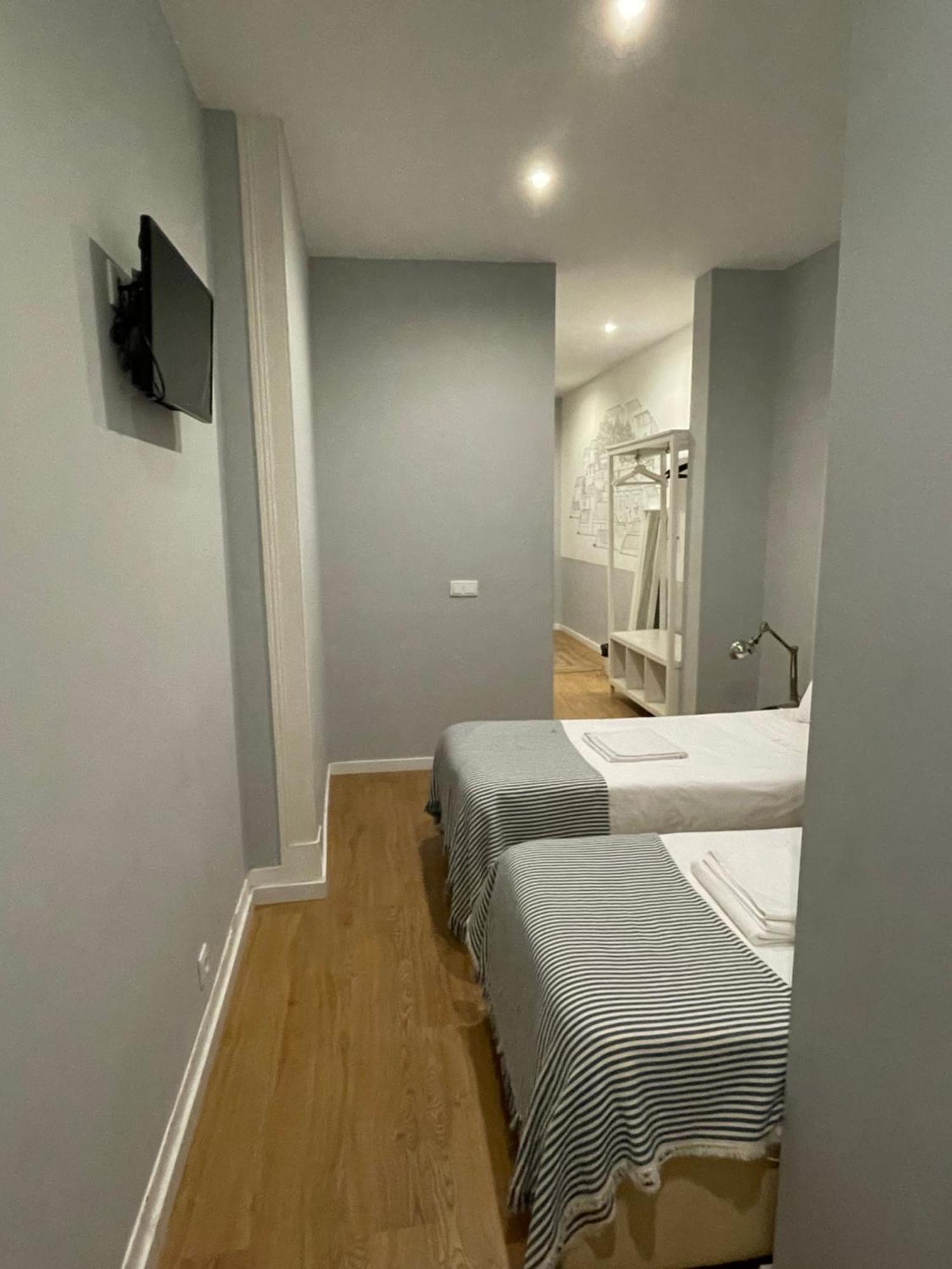 Triple Room Private Bathroom