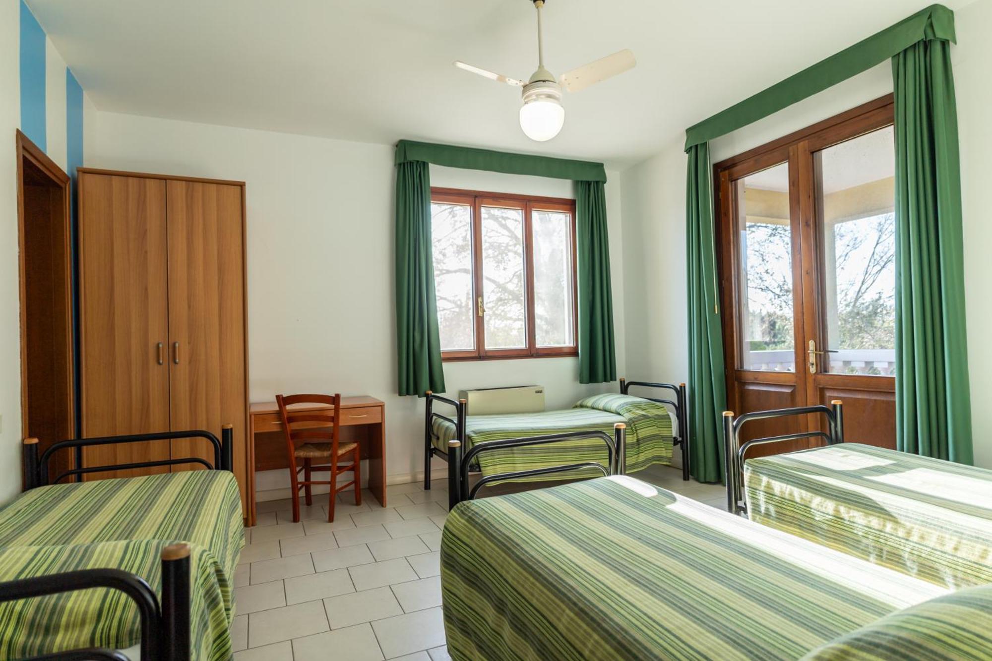 Camera Familiare con Bagno Privato