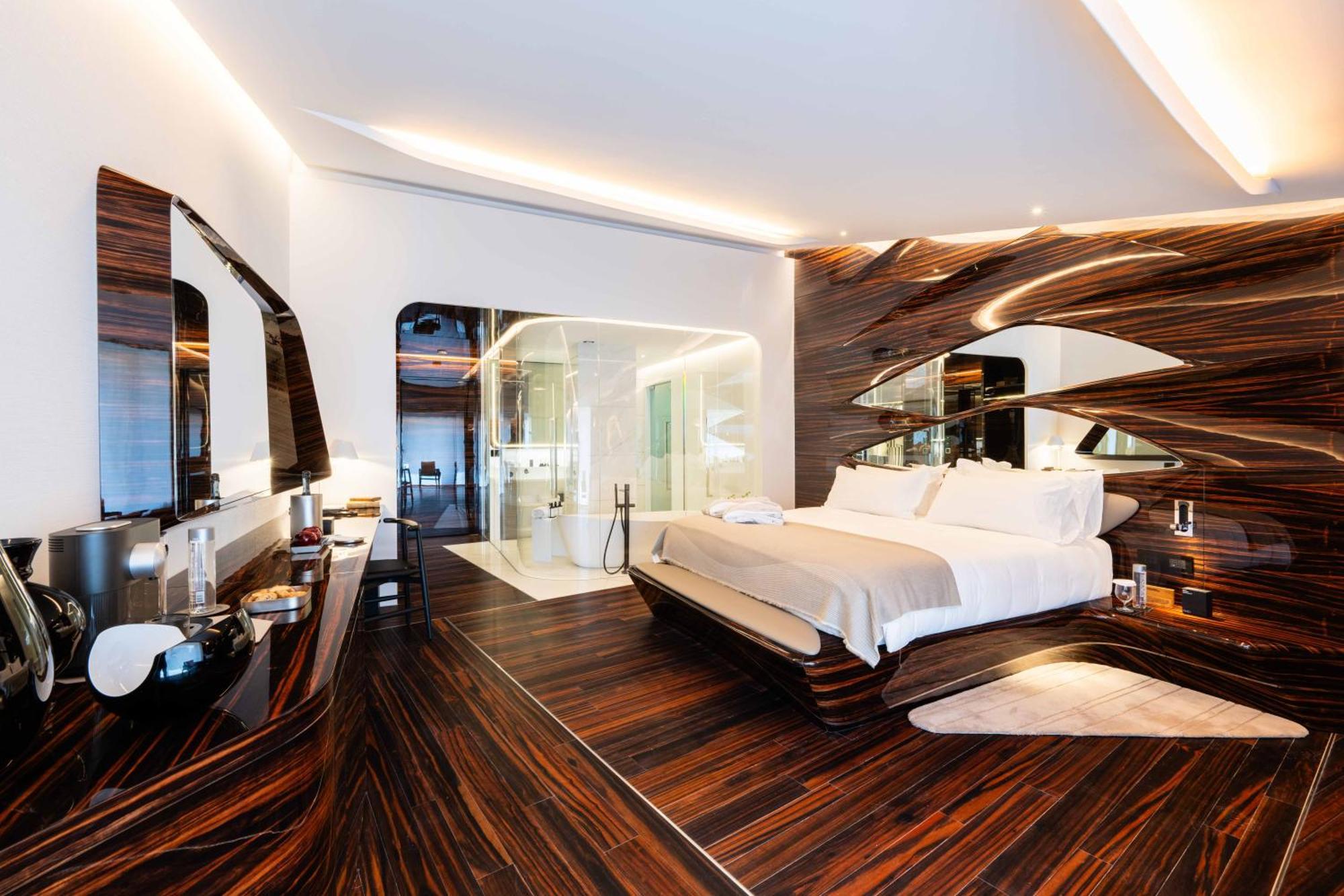 King Room,1632176623:JPEG