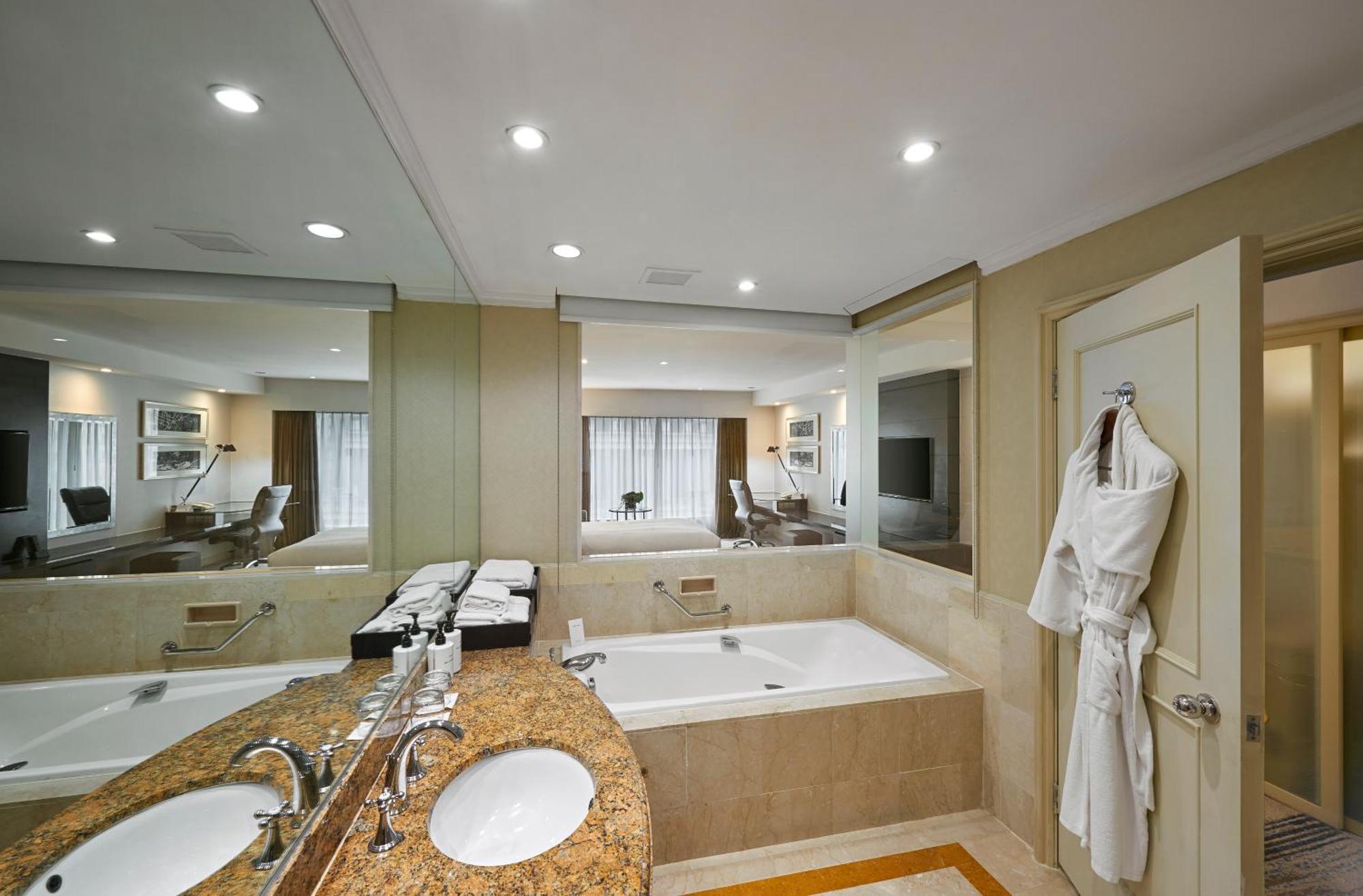 Premium Super Single Room High Floor