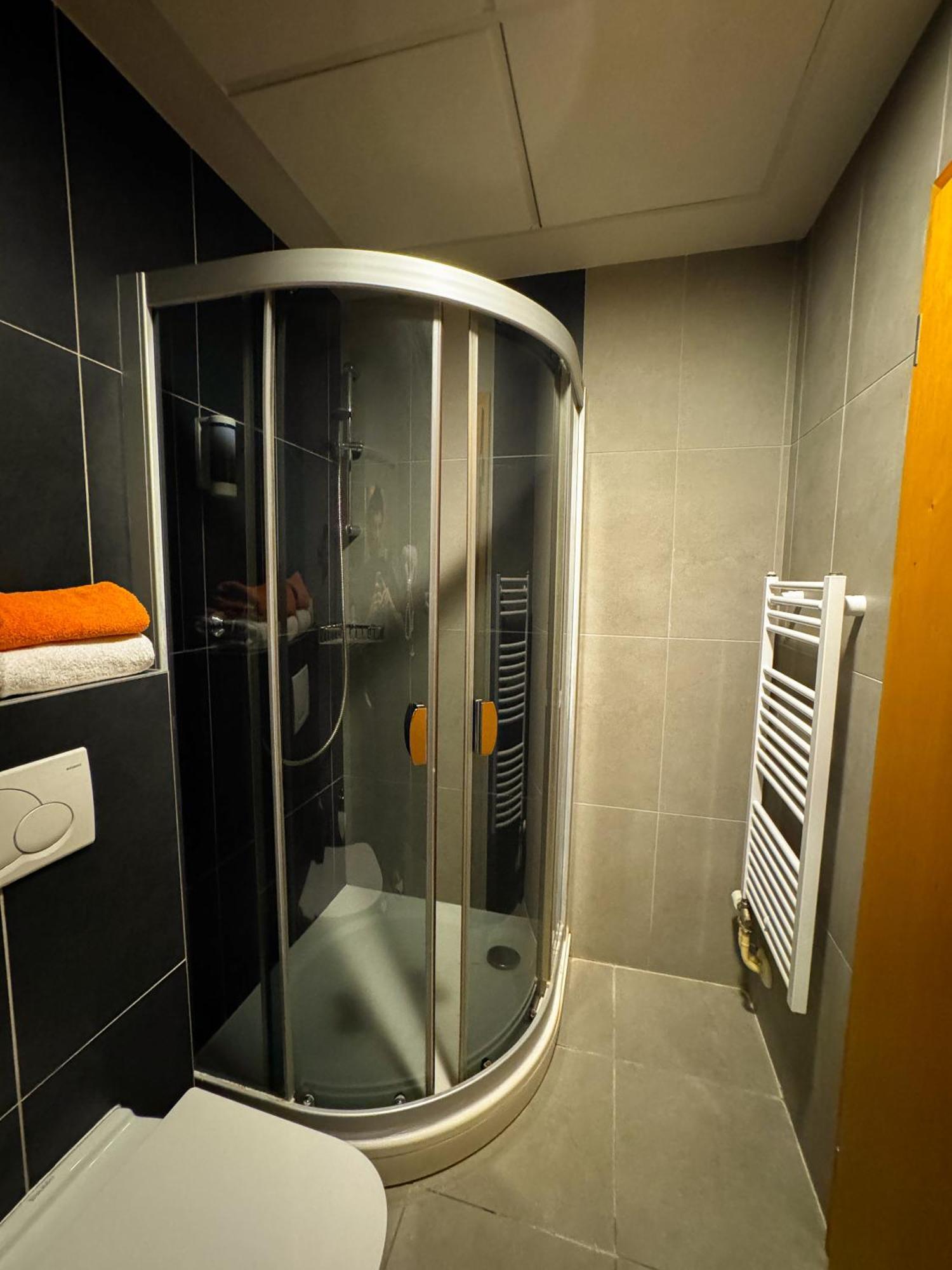 Single Room Balcony