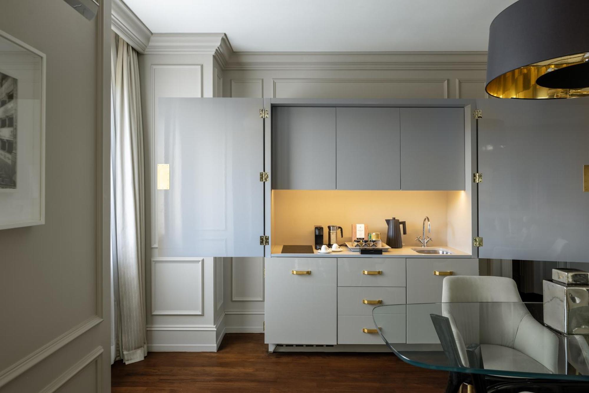Suite Portrait con Vista Fiume