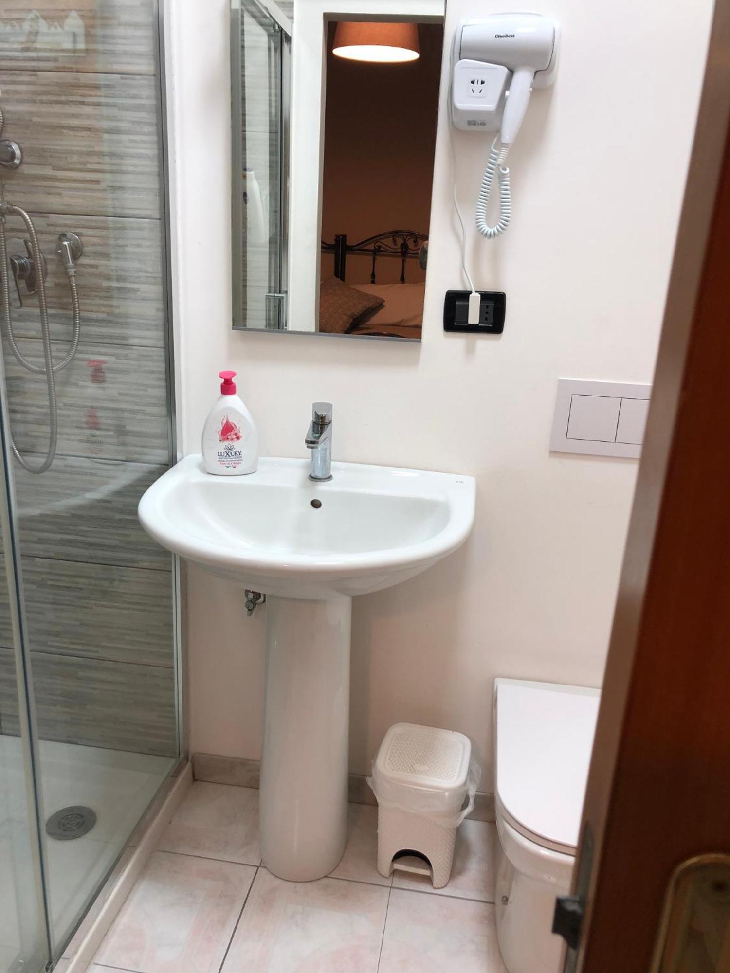 Three-Bedroom Standard Apartment,1632315756:JPEG