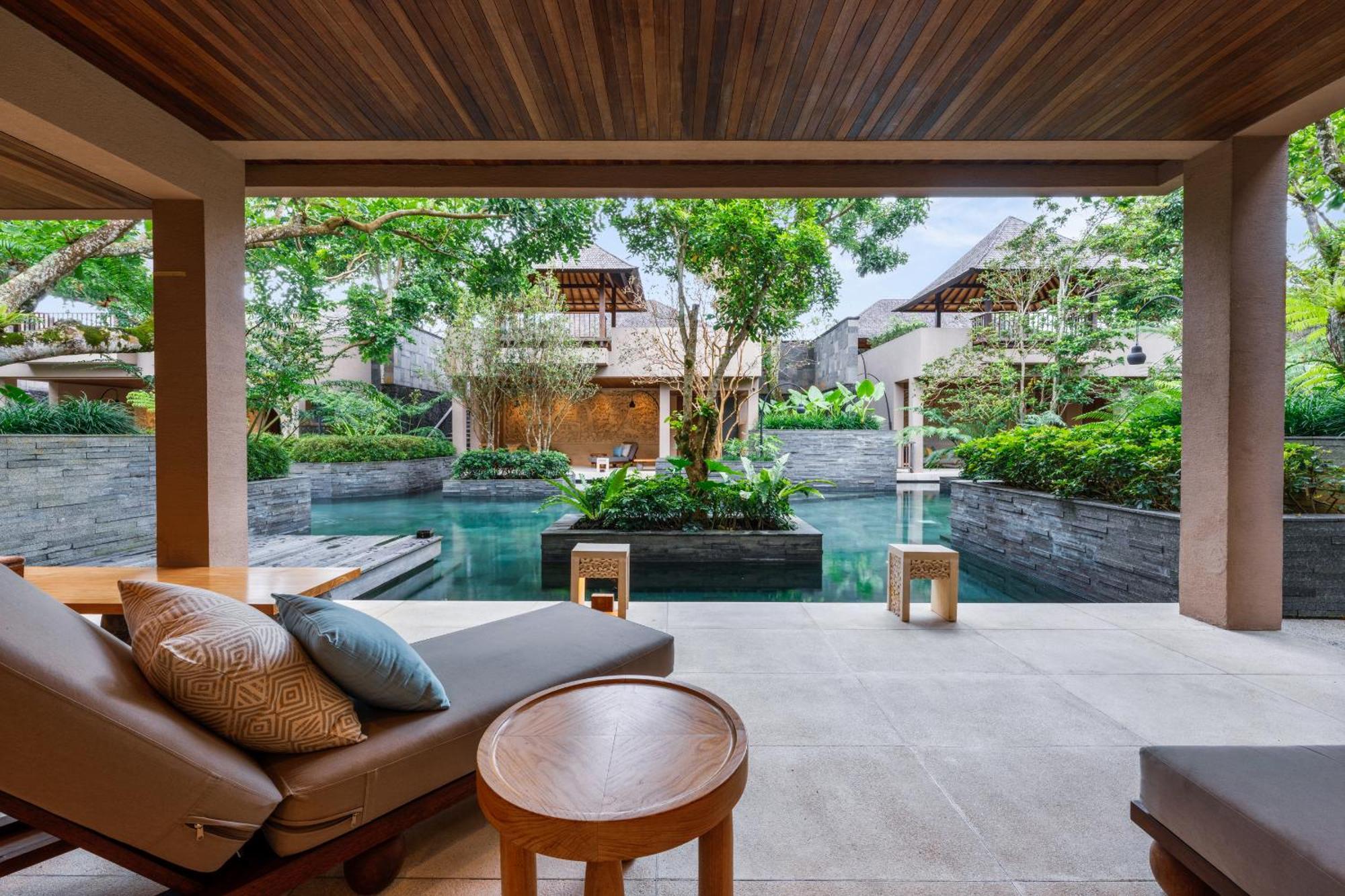 Bulan Garden Pool Access Villa