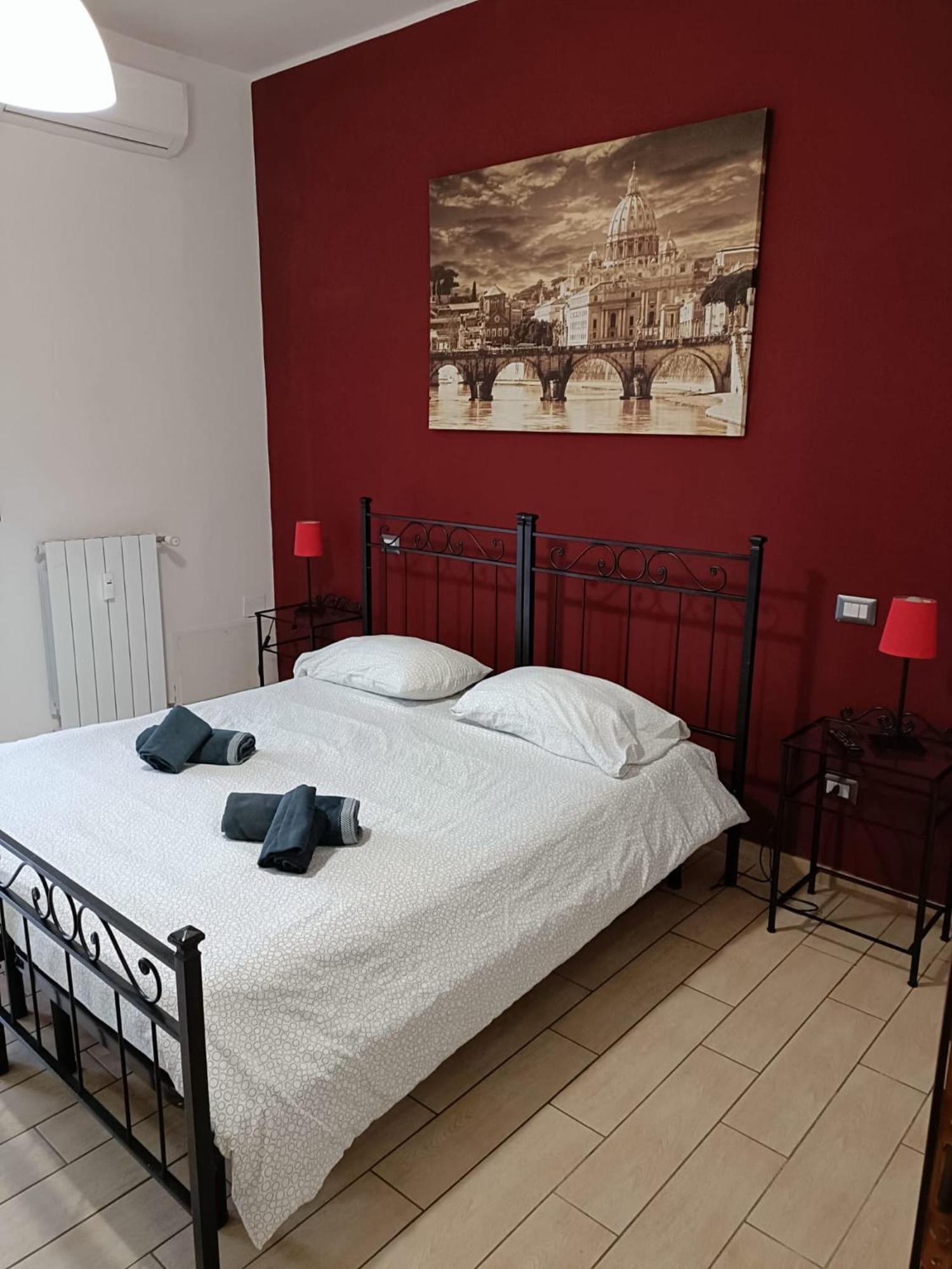 Large Double Room
