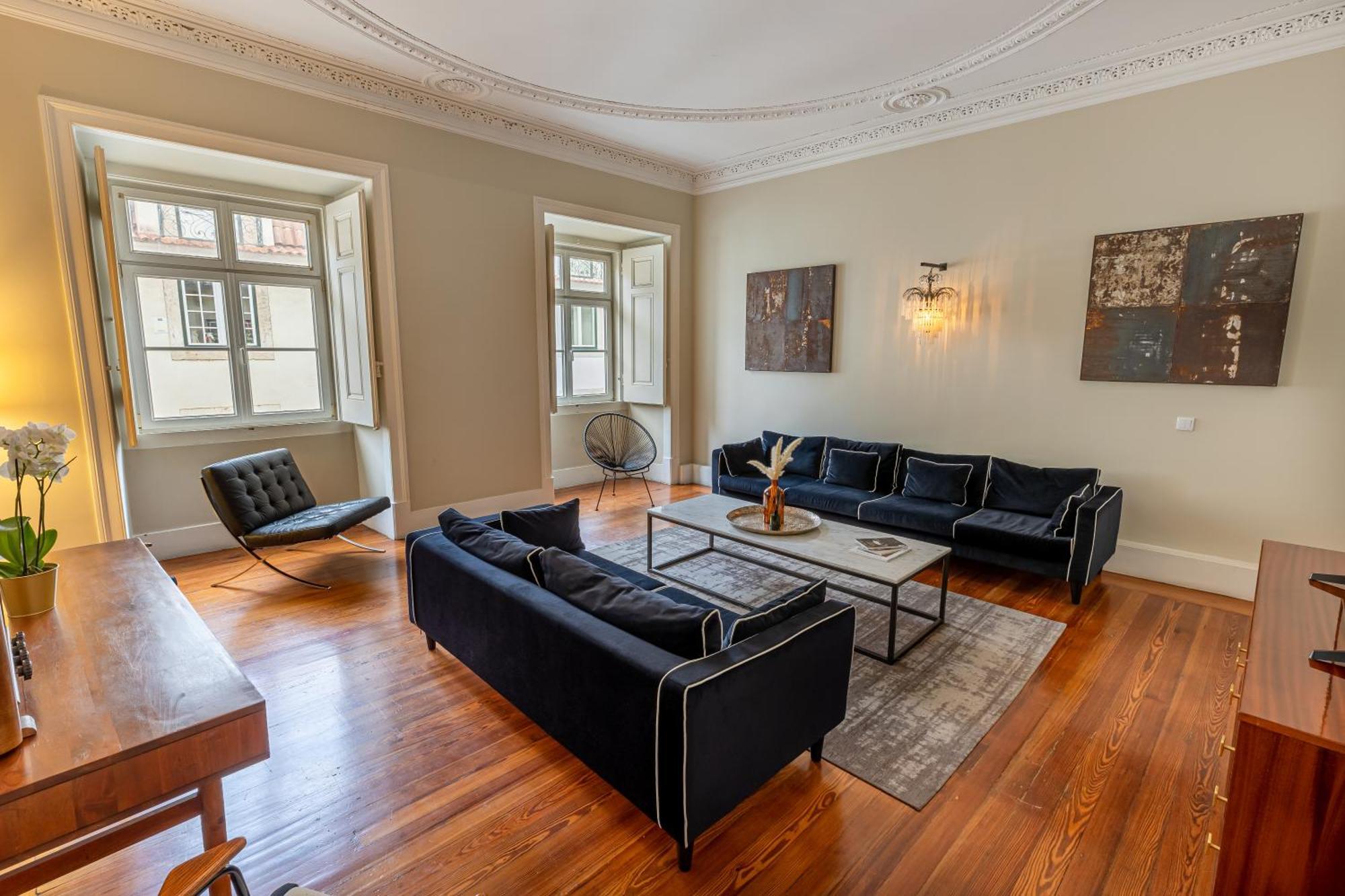 Deluxe 2 Bedroom Apartment