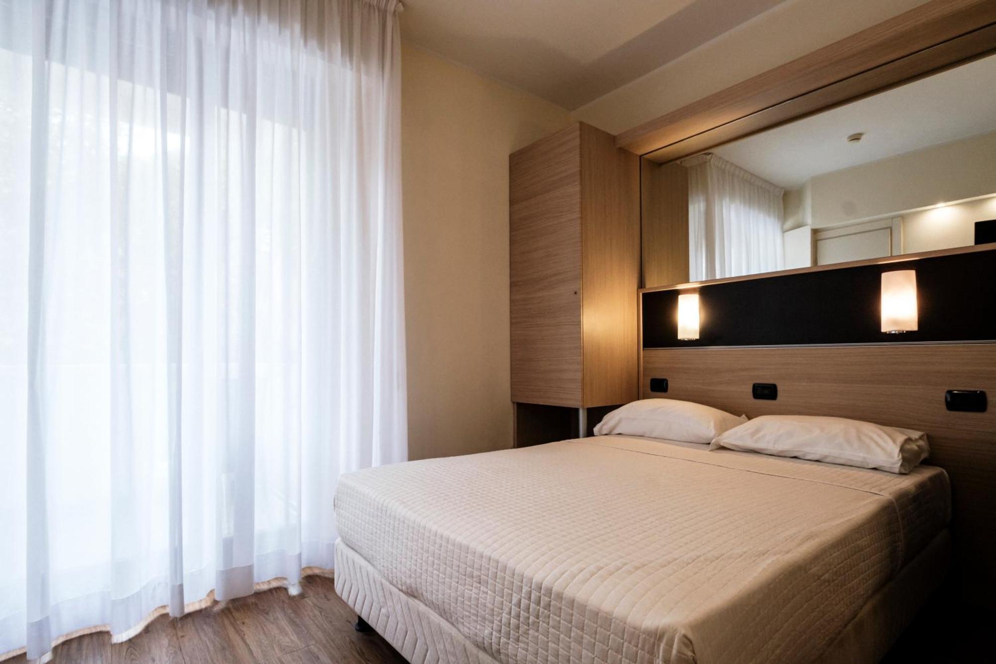 Economy Double Room French Bed