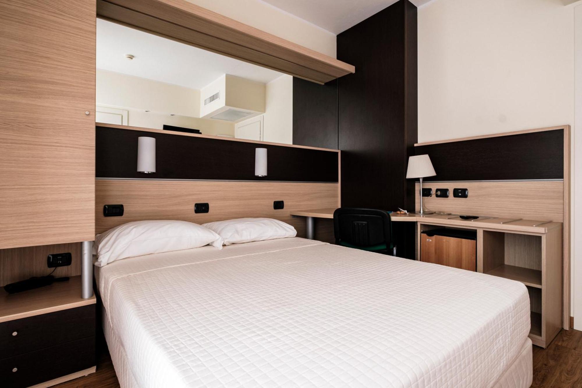 Economy Double Room French Bed
