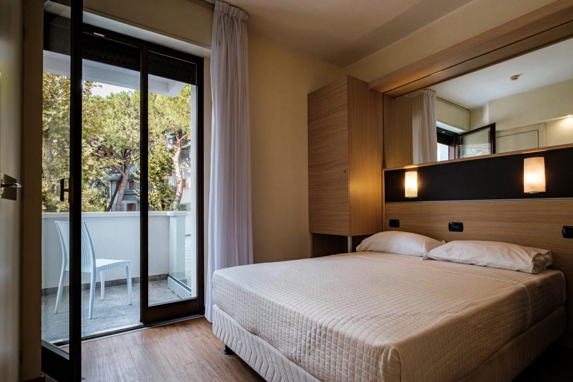 Economy Double Room French Bed