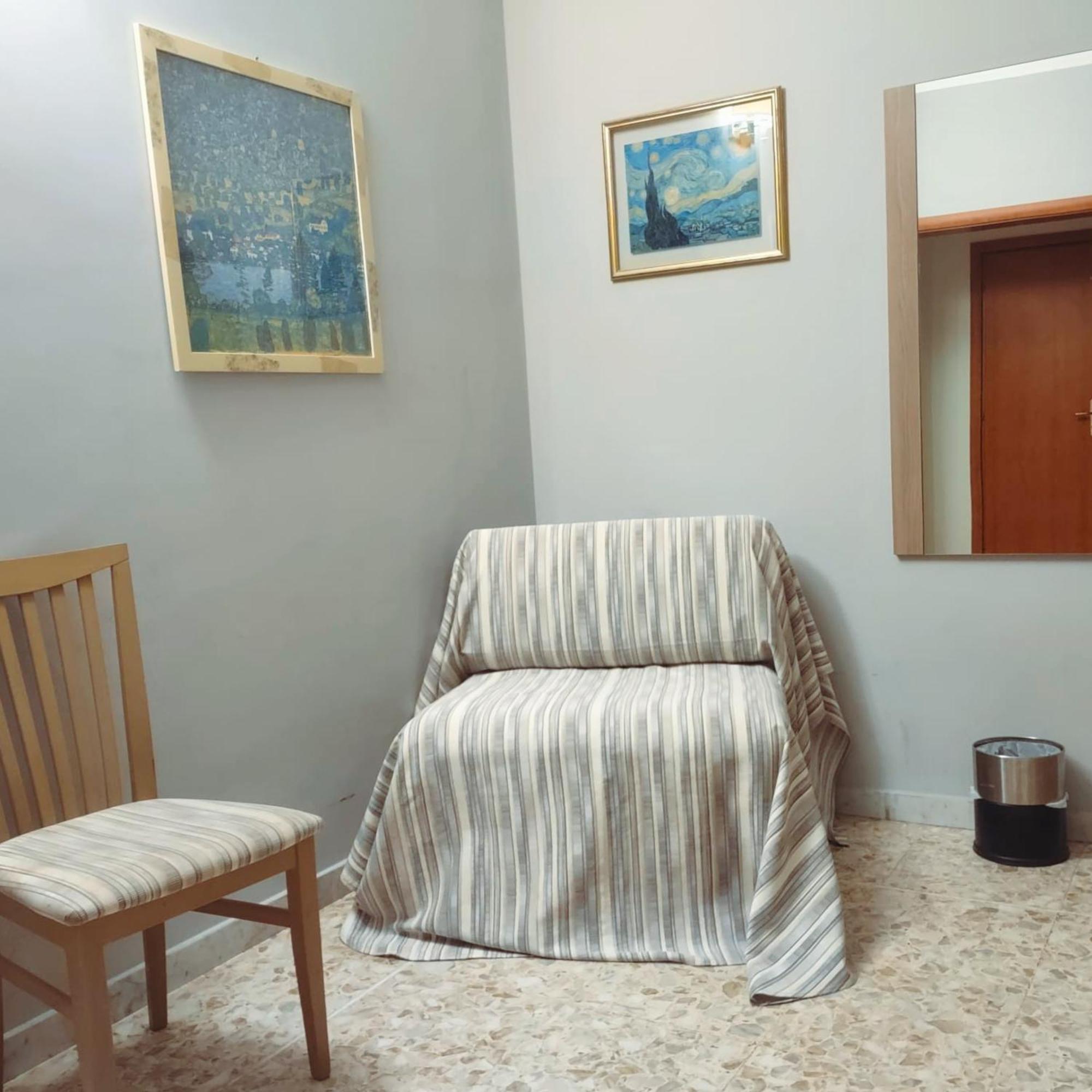 Deluxe Double Room Shower