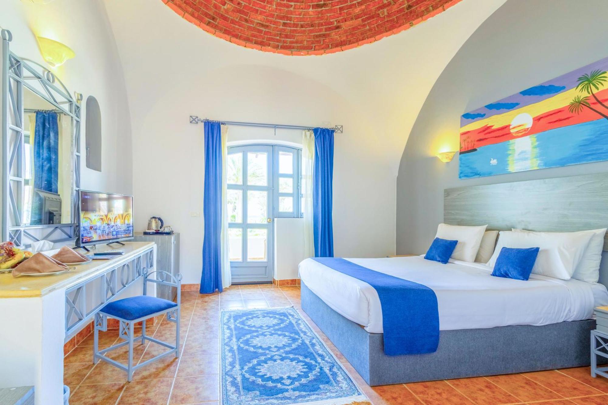 Superior Double or Twin Room Sea View