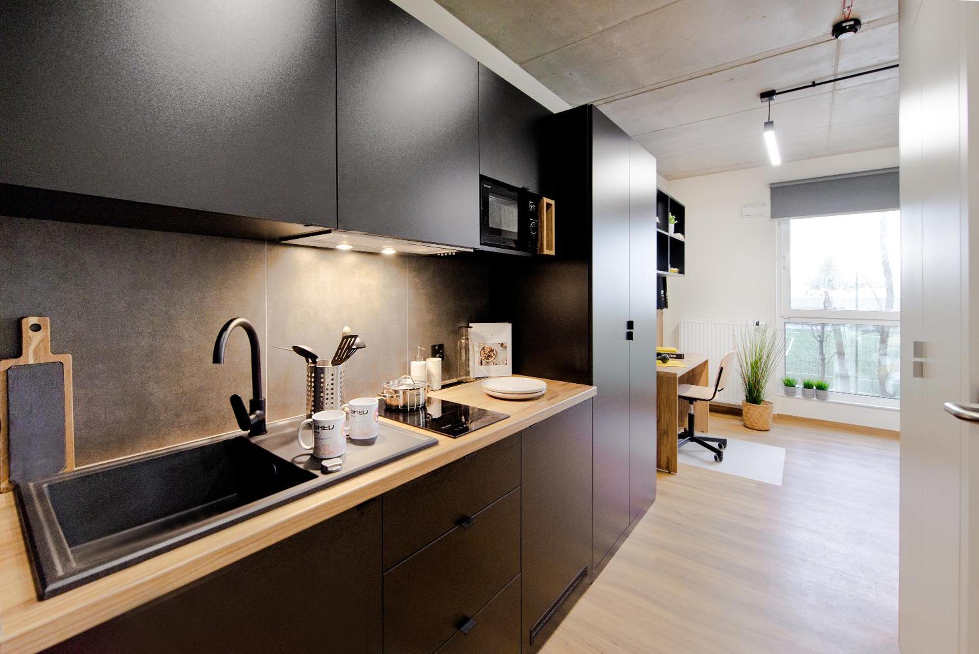 Double Room Private Bathroom