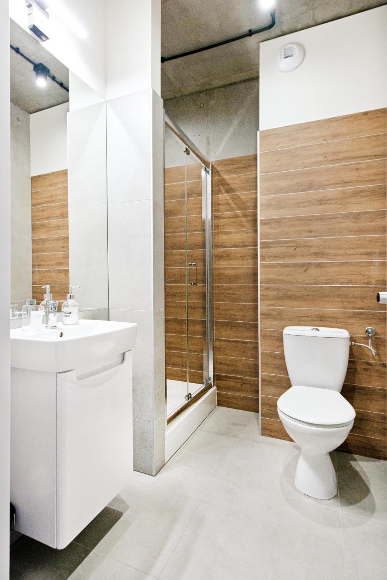 Double Room Private Bathroom