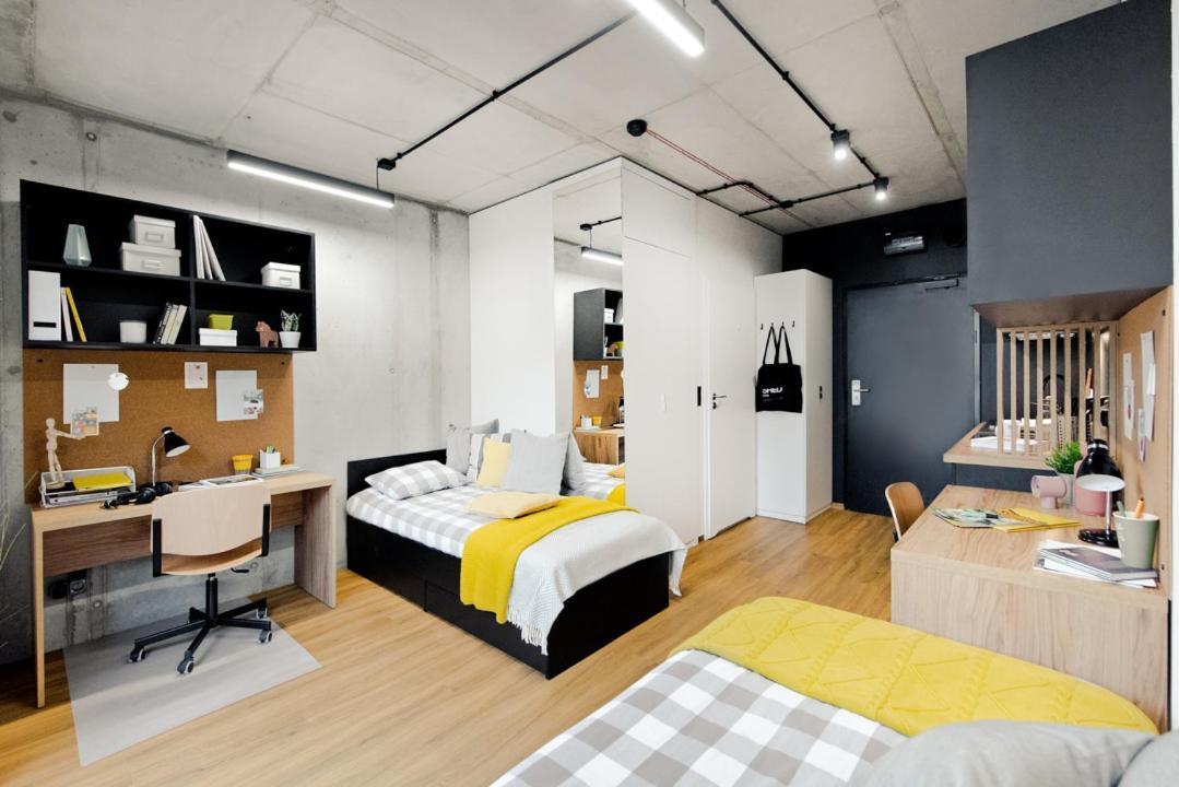Twin Room Private Bathroom