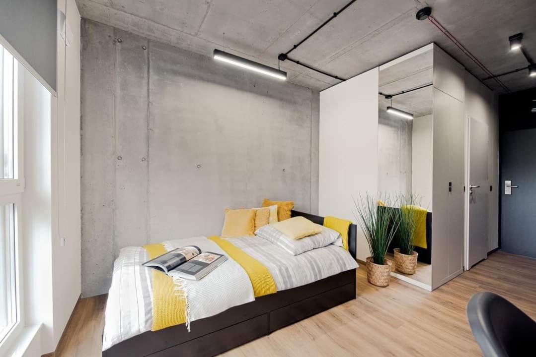 Single Room Private Bathroom