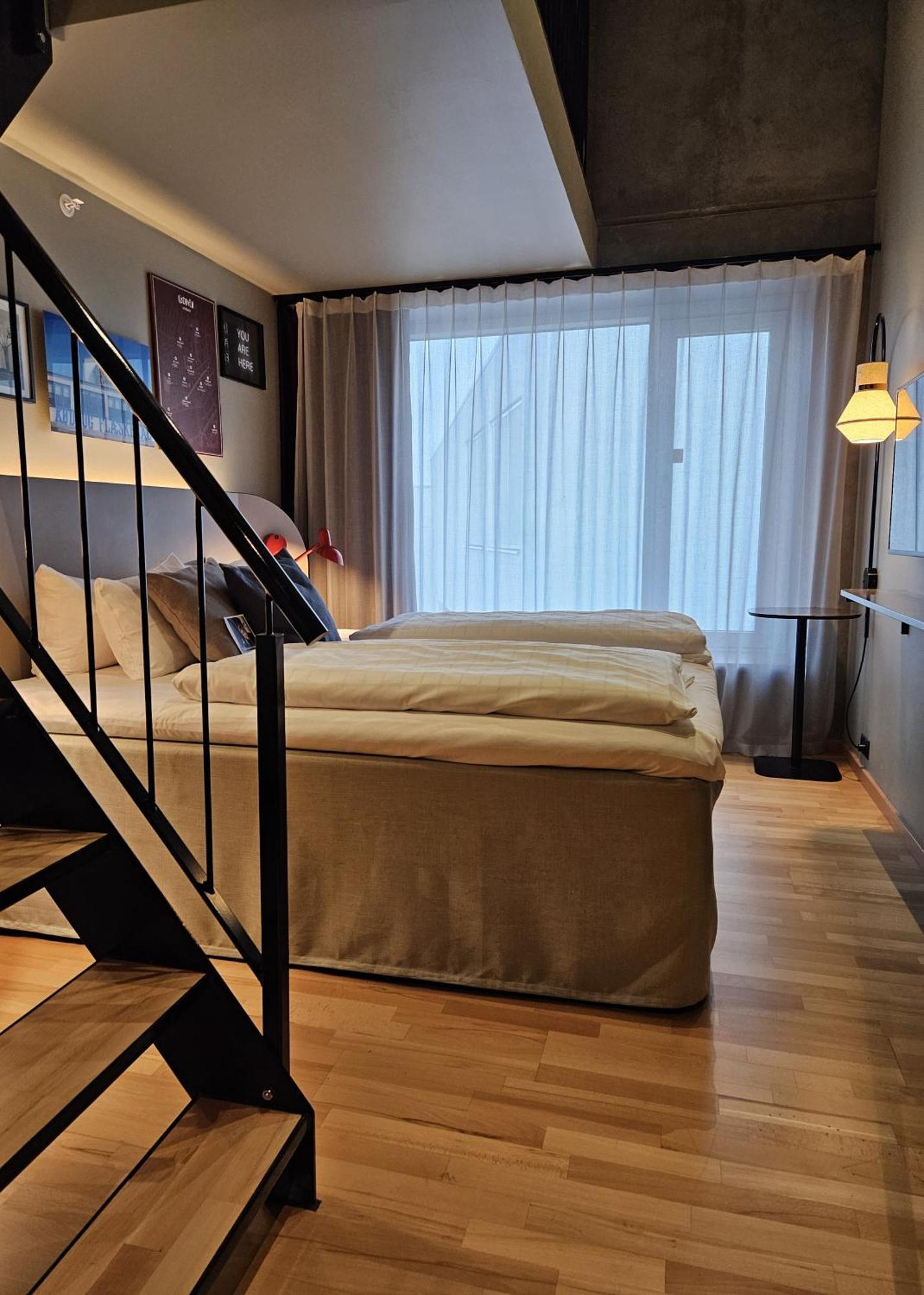 Superior King Plus Room