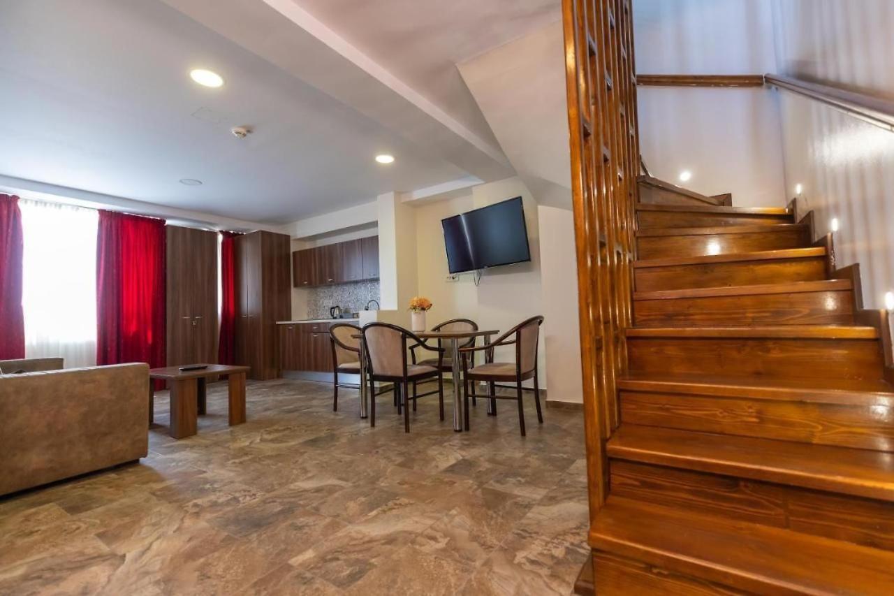 Economy Twin Room