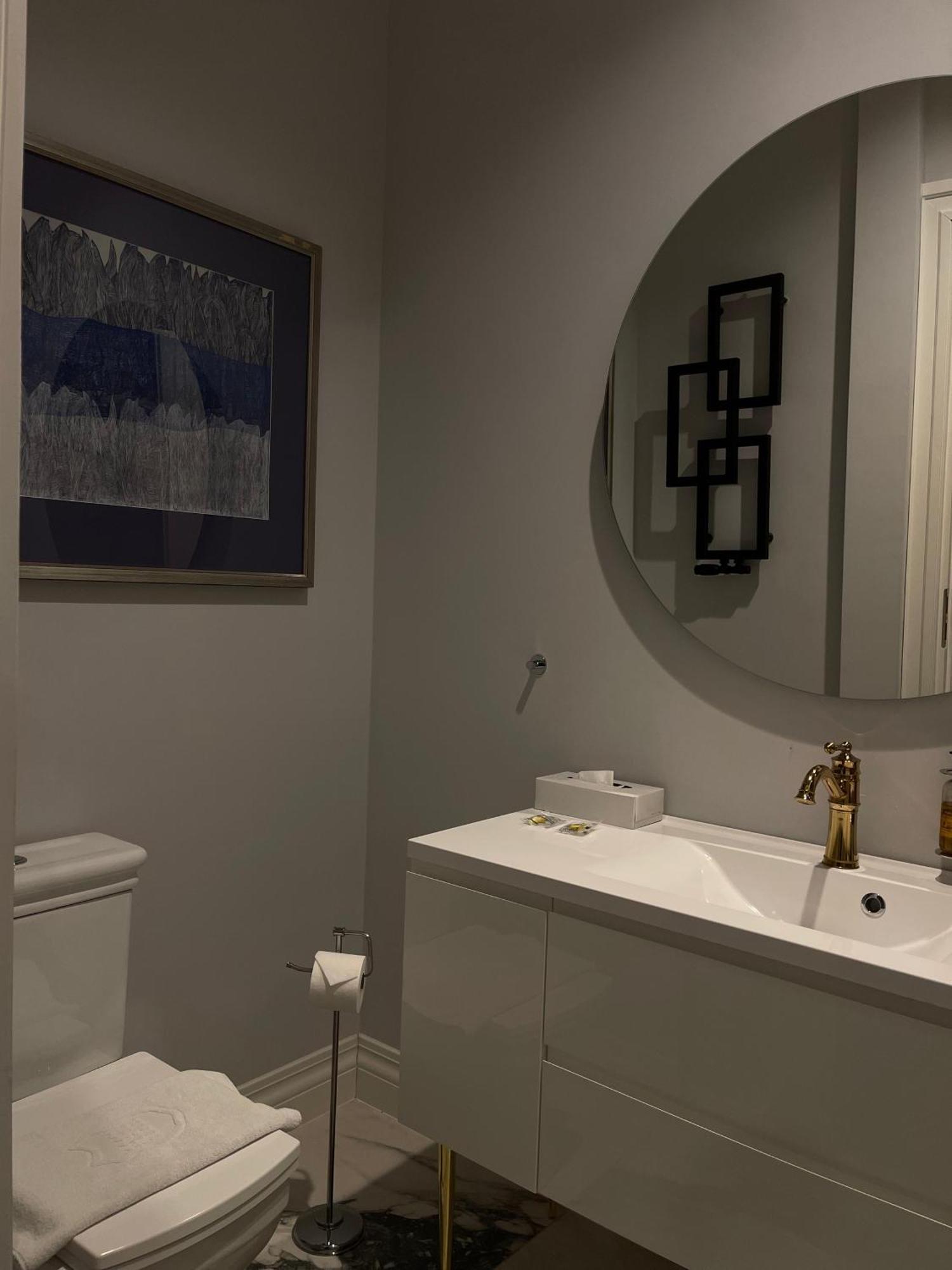 Deluxe Apartment
