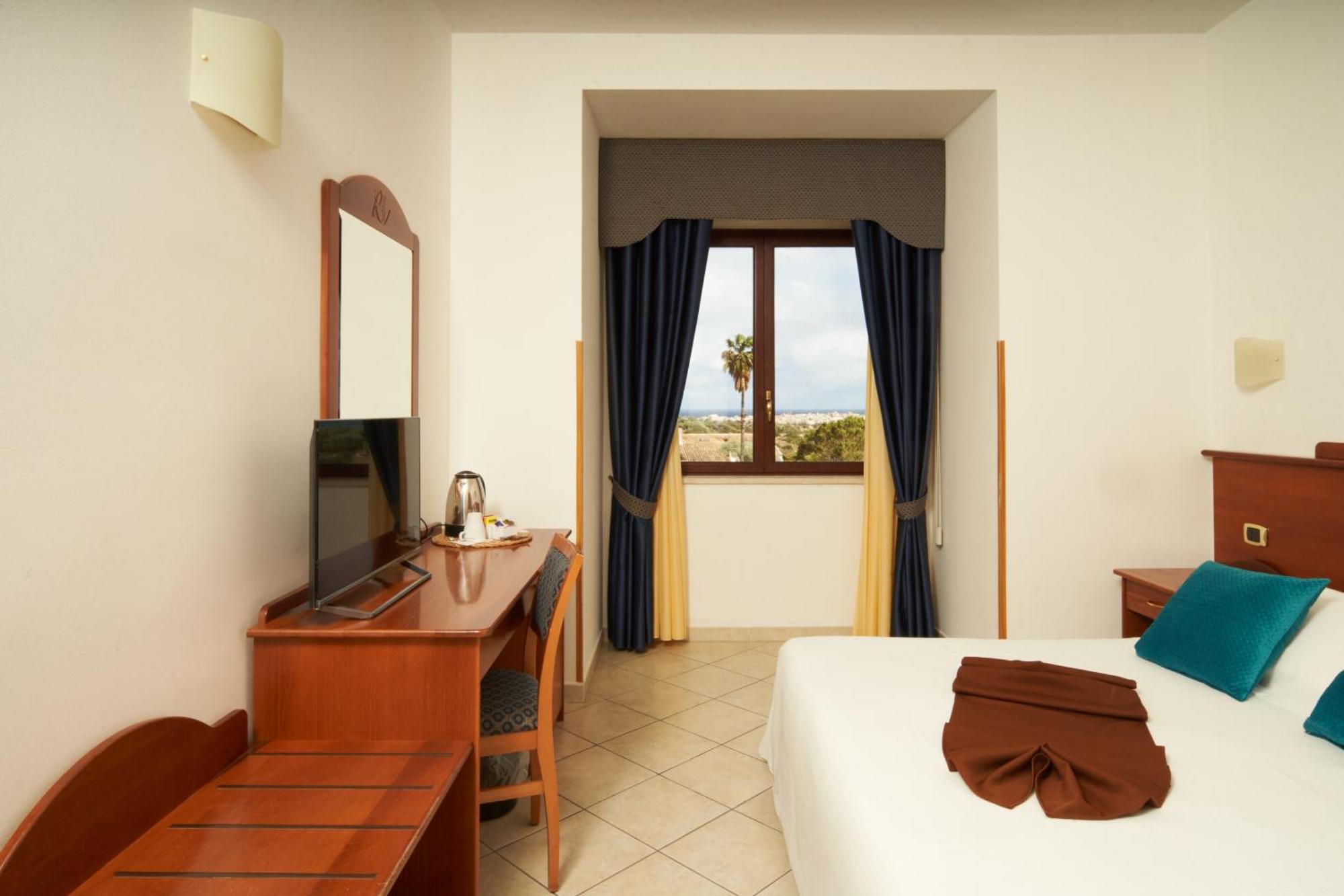 Superior Double or Twin Room City View
