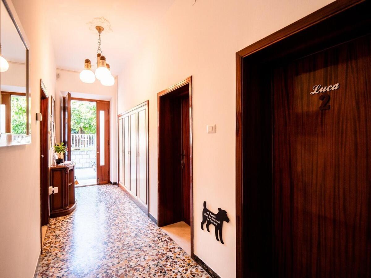 Camera Tripla con Bagno in Comune