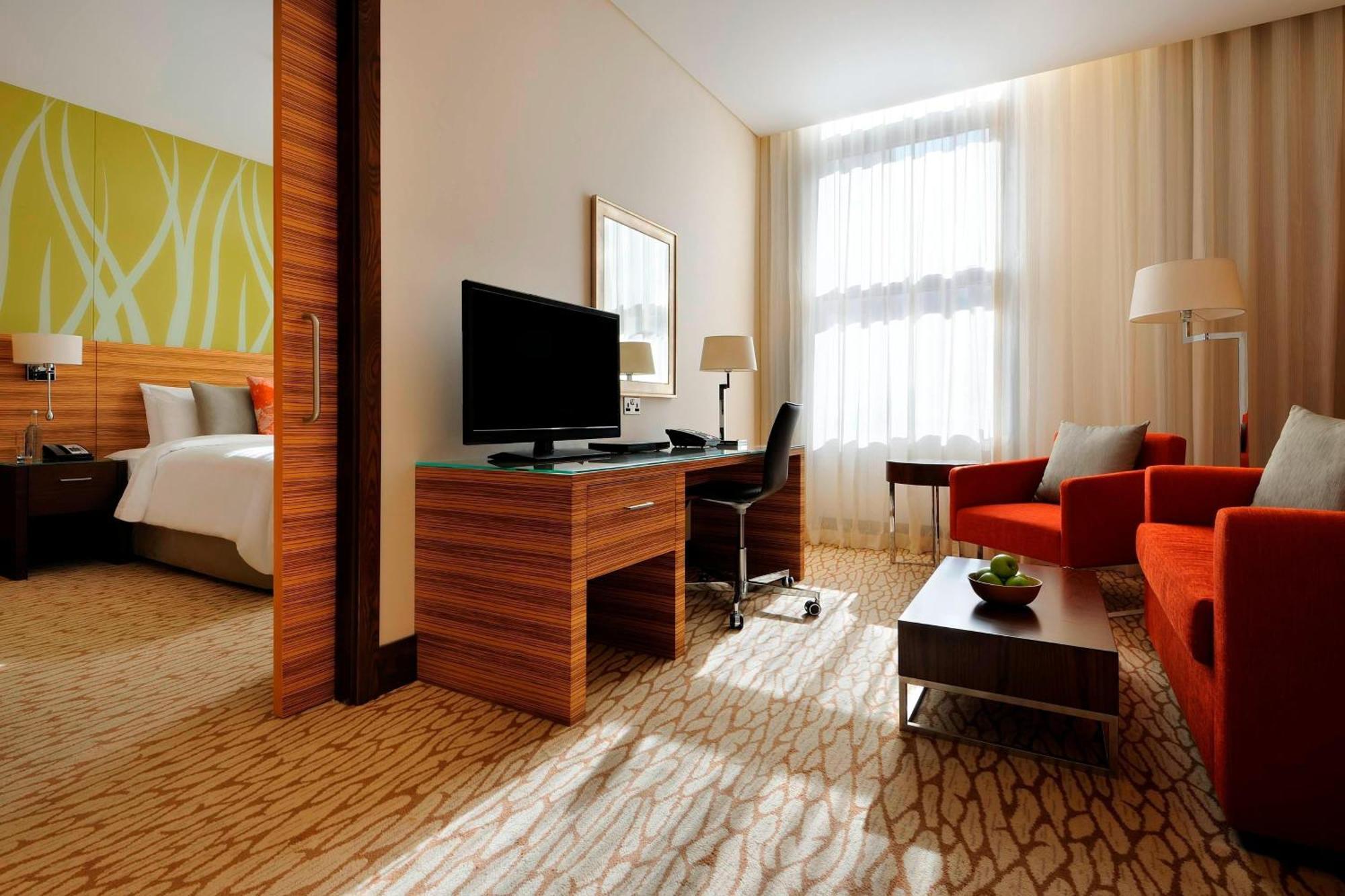 One-Bedroom King Suite