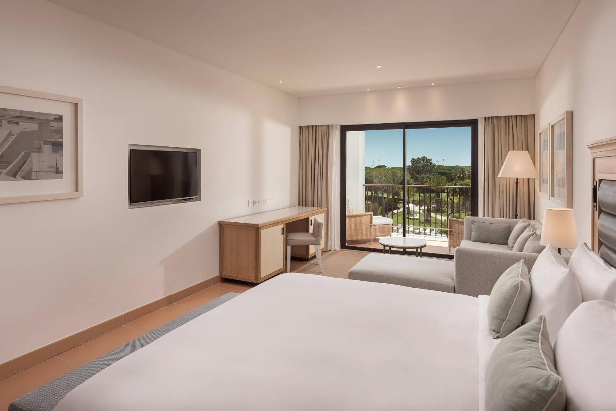 Family Ocean Suite 2 Bedroom Pool View