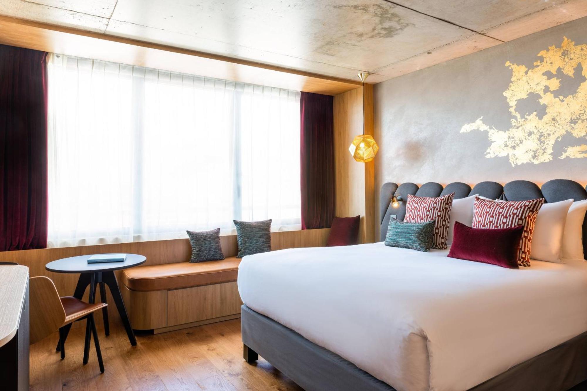 La Muse Room Queen bed City View Upper floor