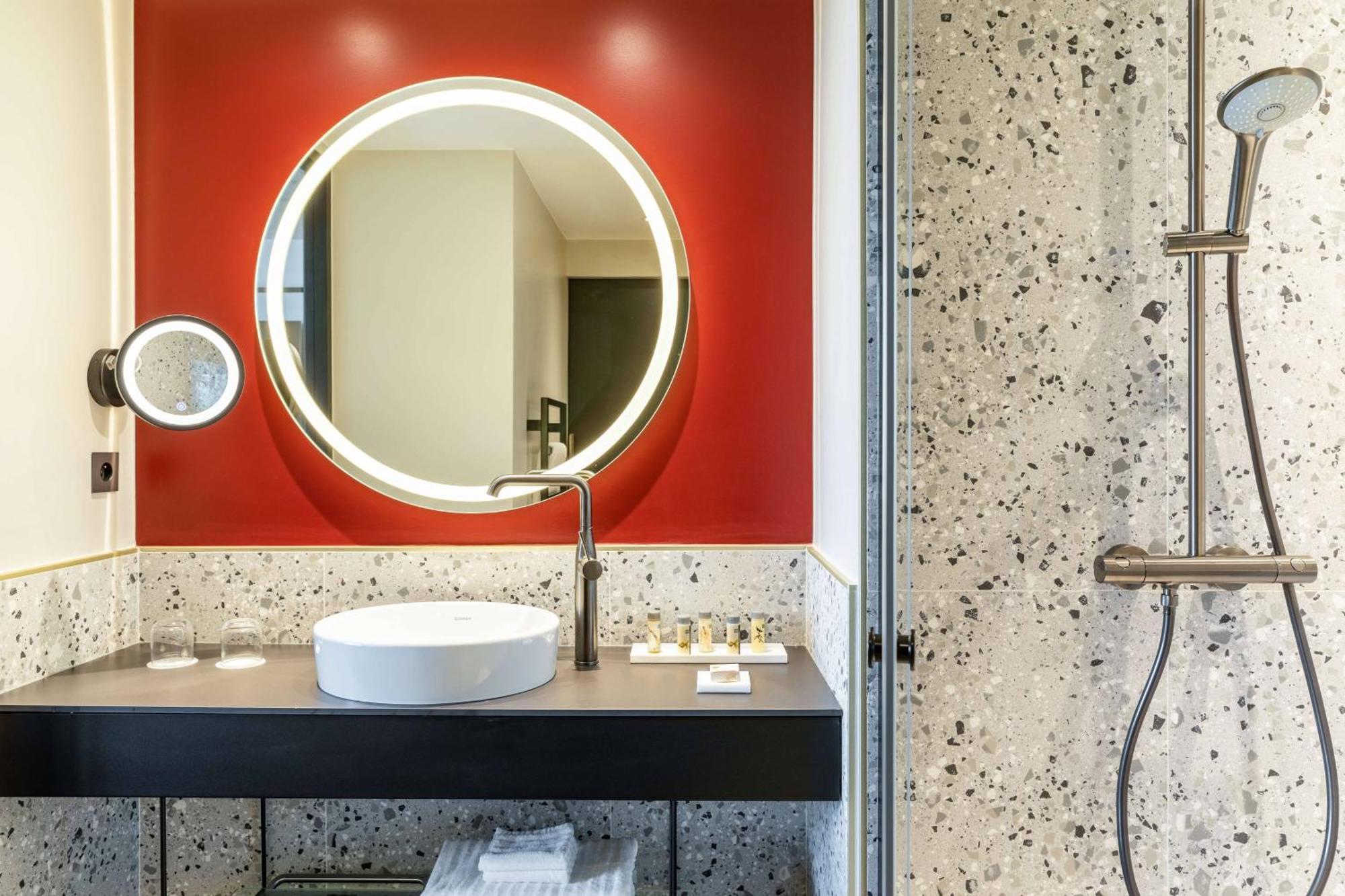 La Muse Room 2 Twin or Single Beds City View Upper floor