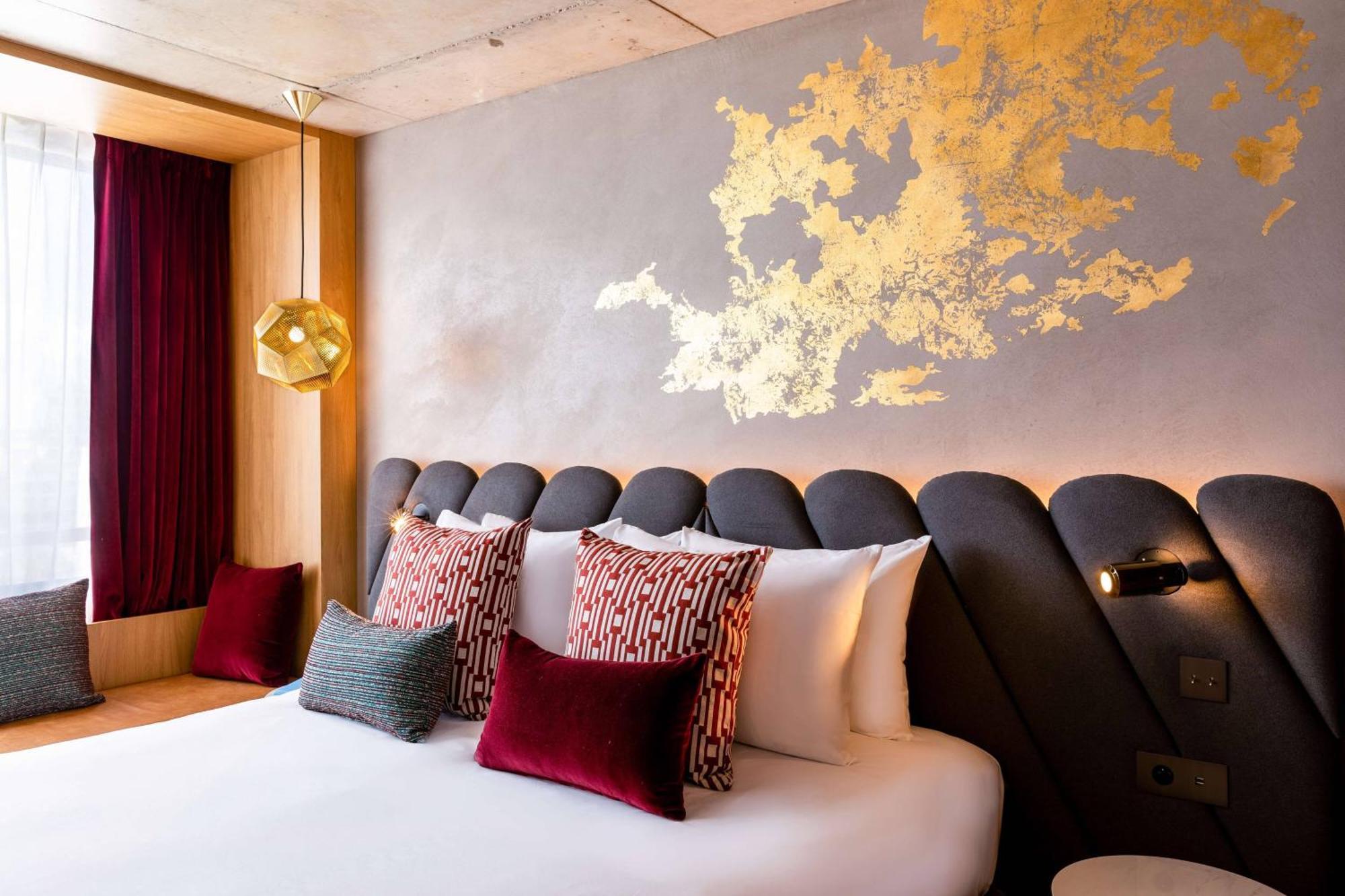La Muse Room Queen bed City View Upper floor