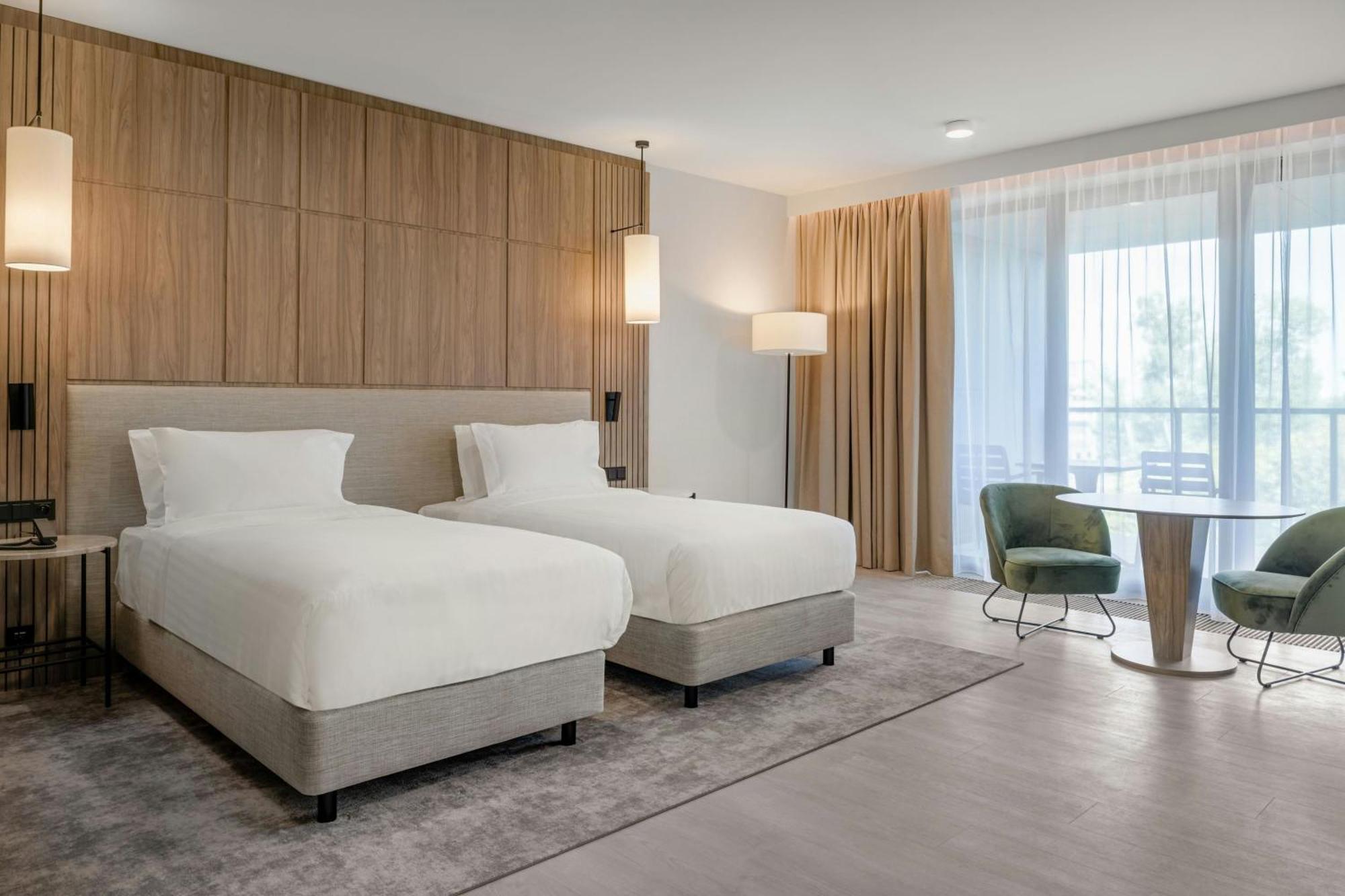 Standard Twin Room Balcony